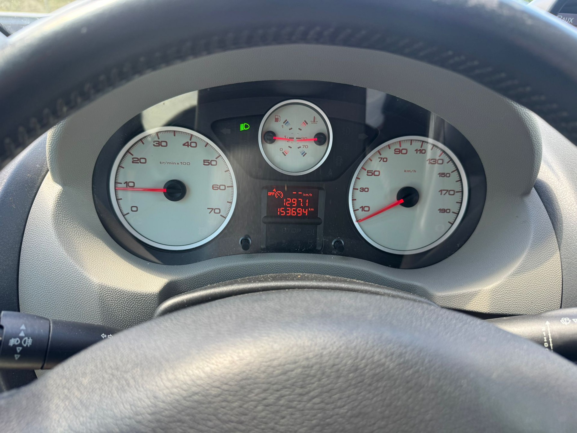 PEUGEOT EXPERT Tepee 2.0 HDi Allure L2-image-11