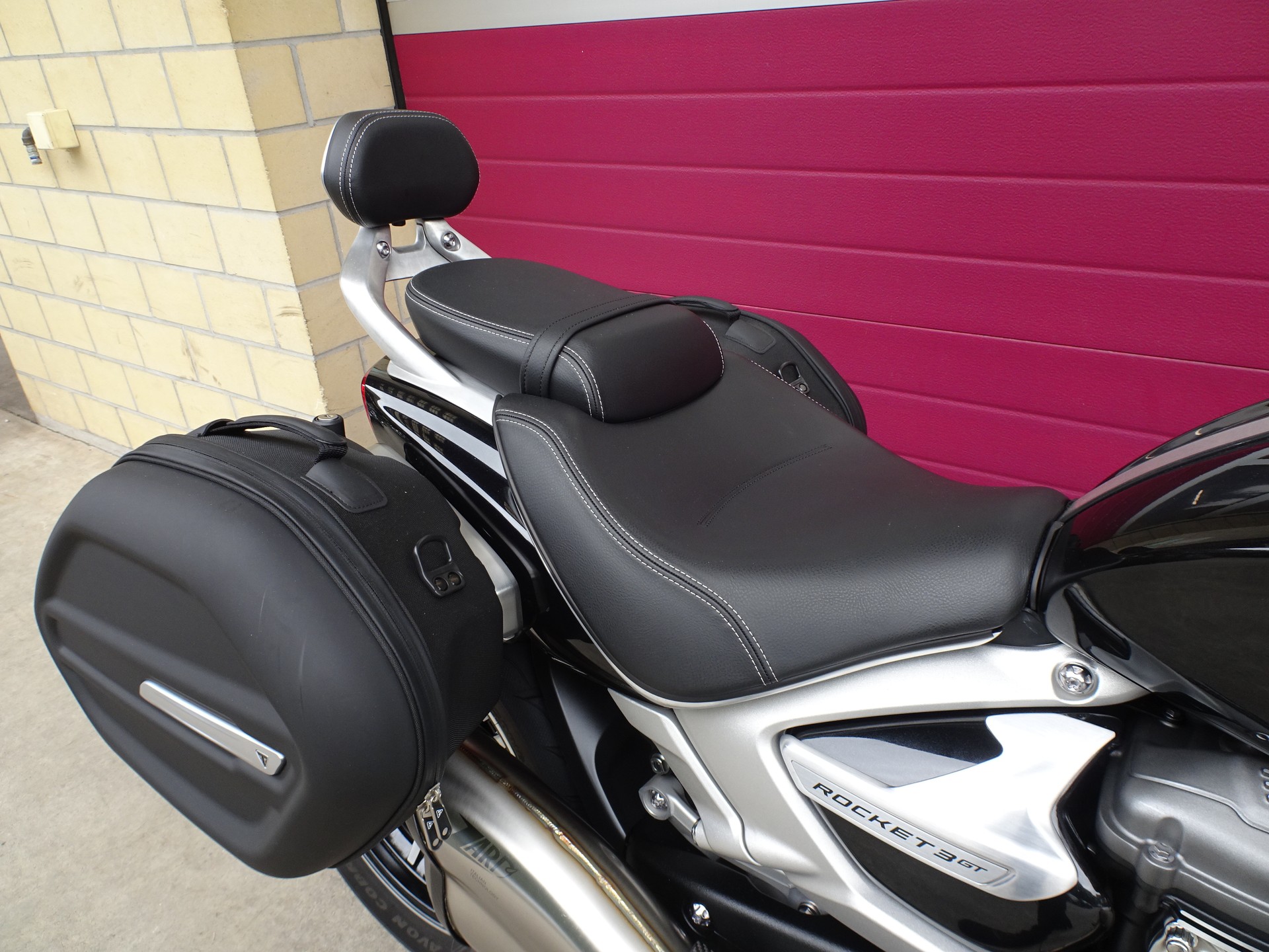 TRIUMPH Rocket 3 GT-image-6