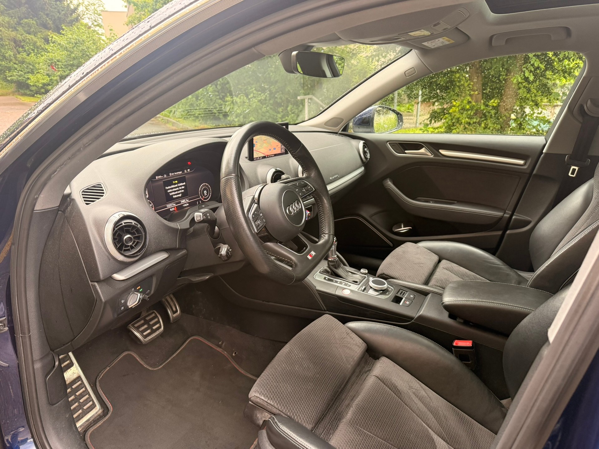 AUDI 2.0 T FSI quattro-image-3