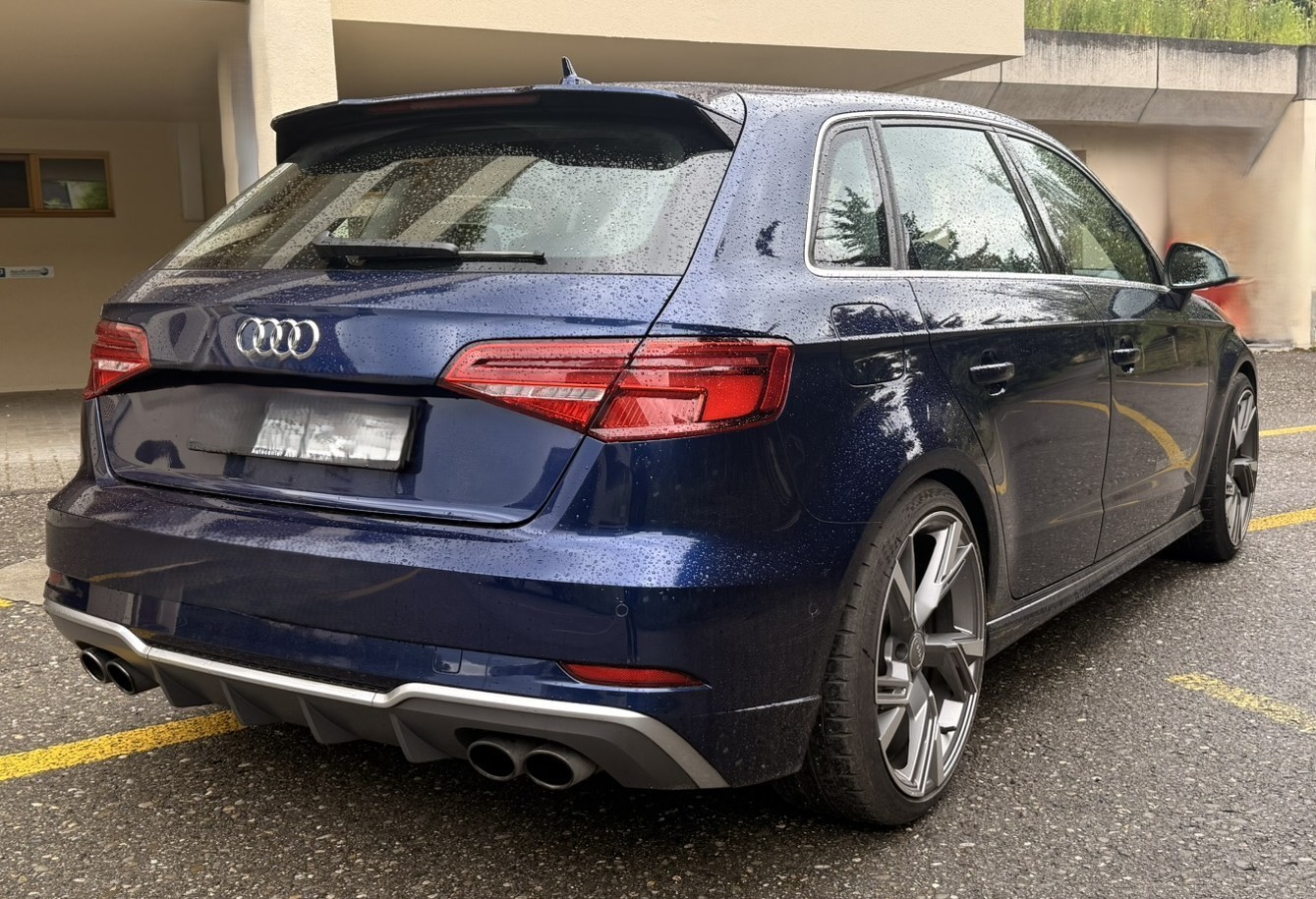 AUDI 2.0 T FSI quattro-image-1