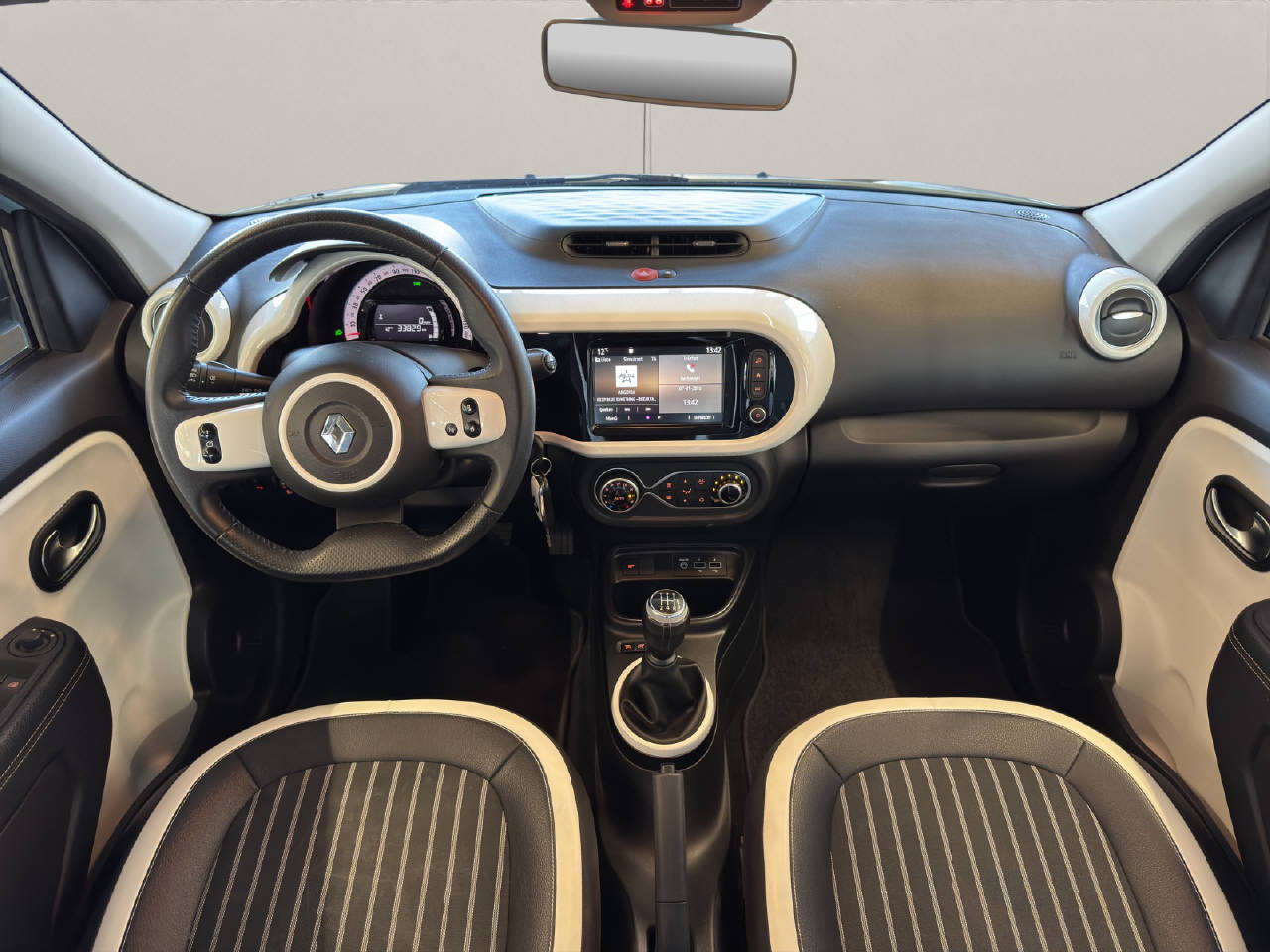 RENAULT Twingo 1.0 SCe 65 Intens-image-6