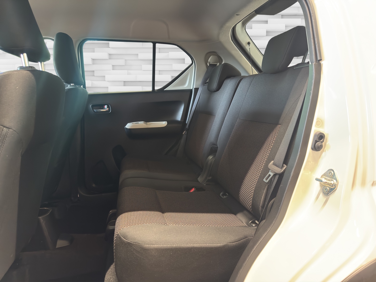 SUZUKI Ignis 1.2i Piz Sulai Top 4x4-image-7