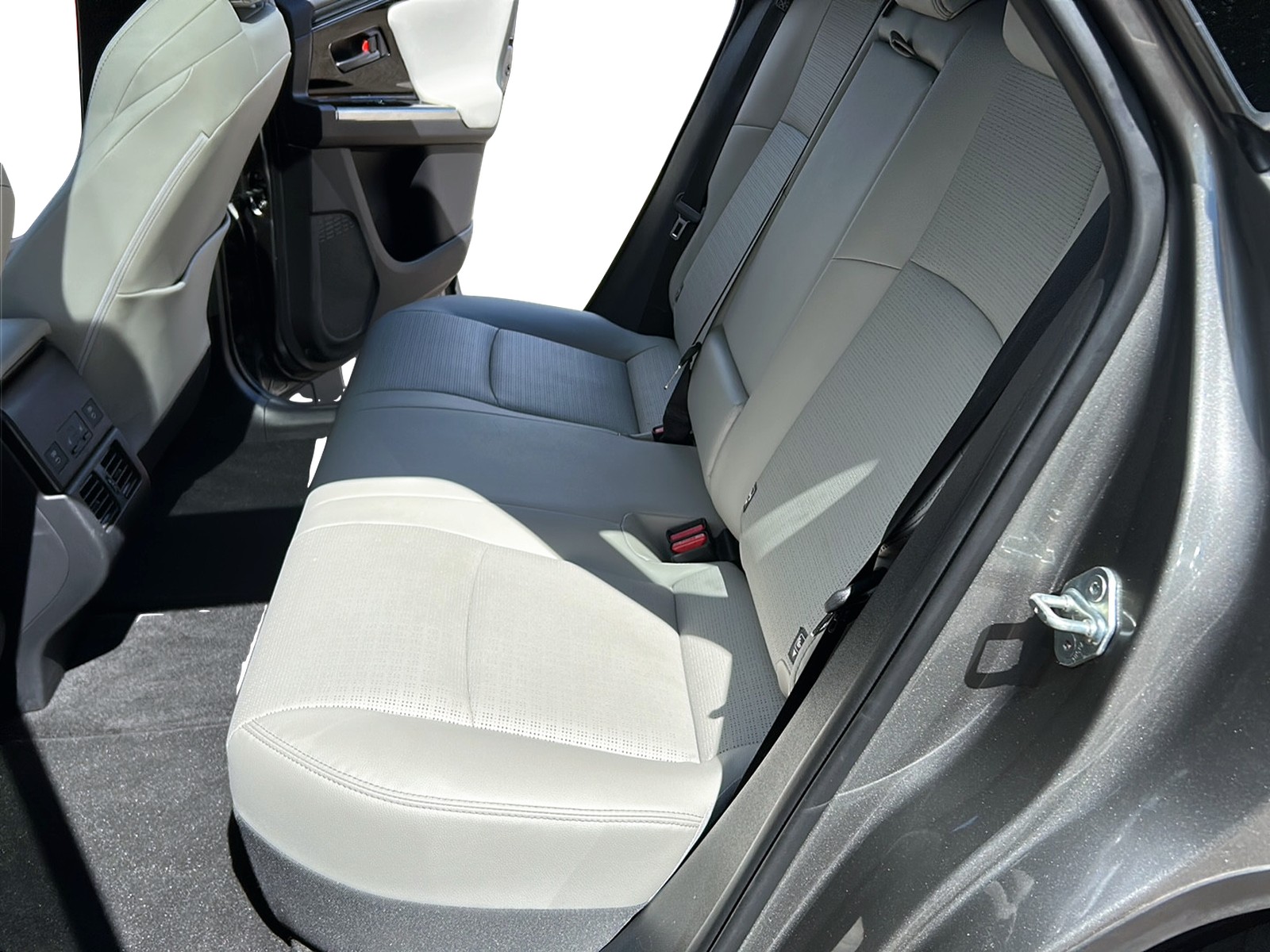 TOYOTA bZ4X Premium AWD-image-14
