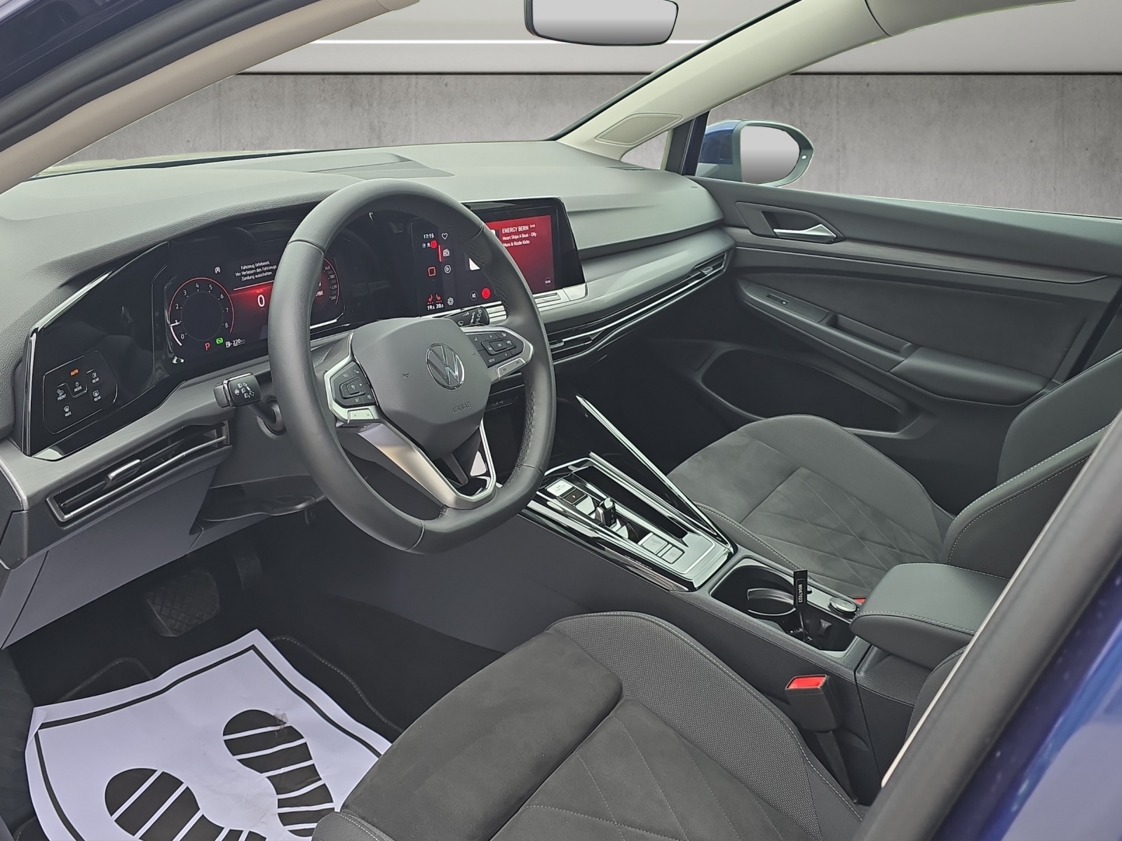 VW Golf 2.0 TSI R 4Motion DSG-image-9