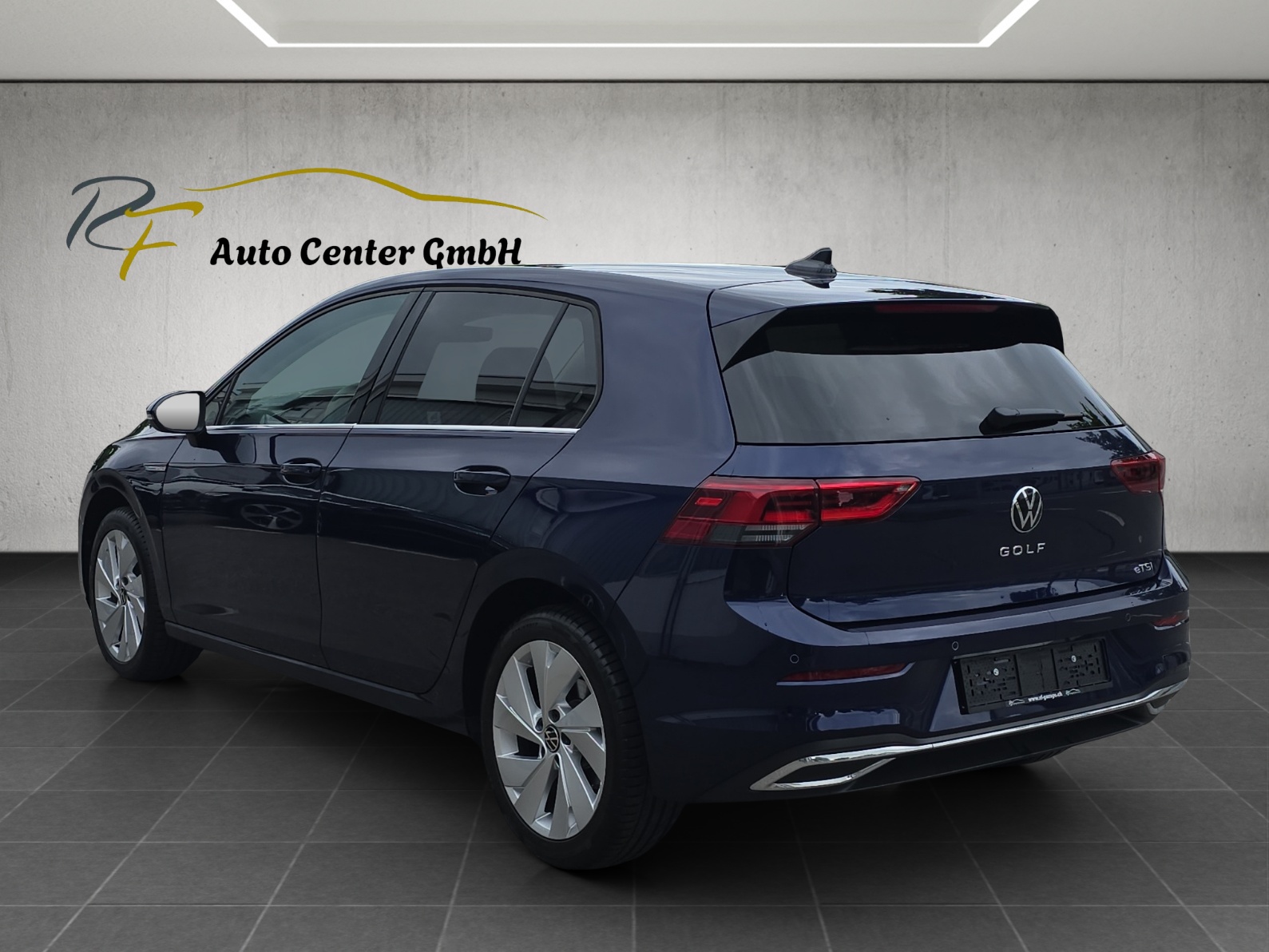 VW Golf 2.0 TSI R 4Motion DSG-image-4