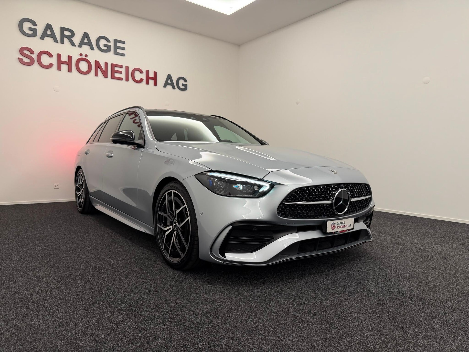 MERCEDES-BENZ C 220 d AMG Line 4matic Kombi-image-2