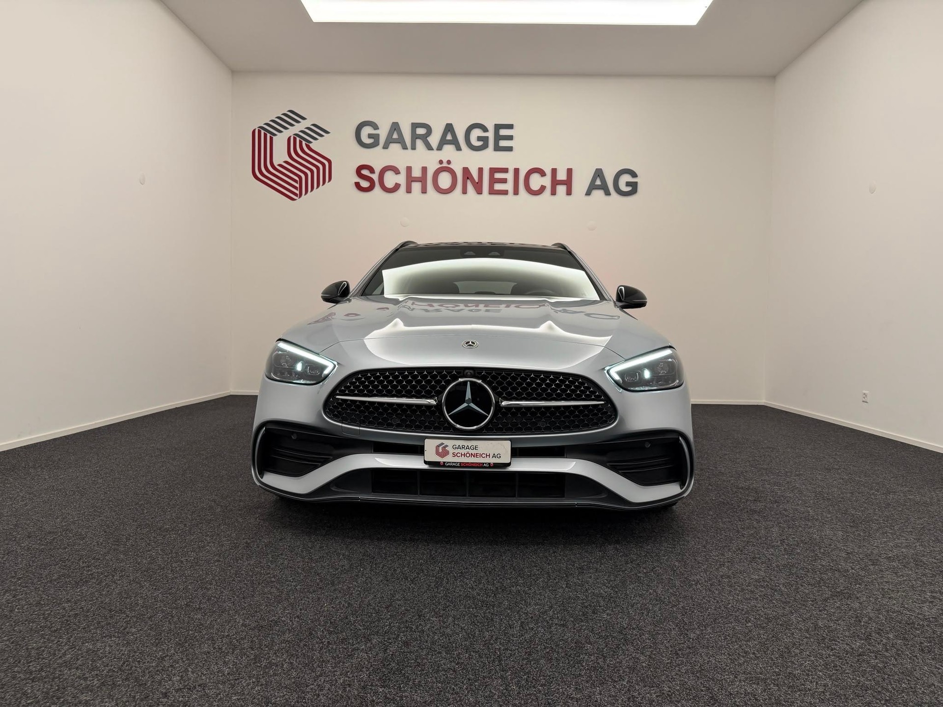 MERCEDES-BENZ C 220 d AMG Line 4matic Kombi-image-1