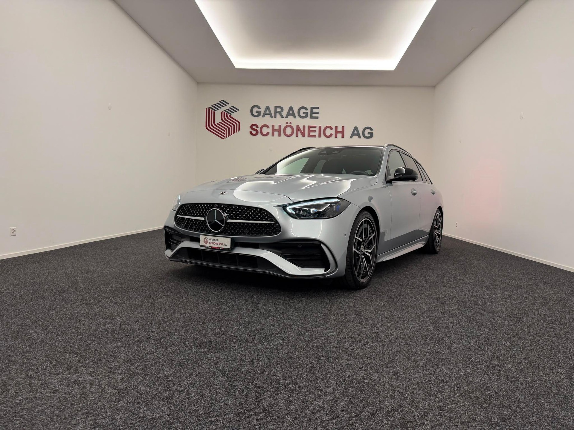 MERCEDES-BENZ C 220 d AMG Line 4matic Kombi-image-0
