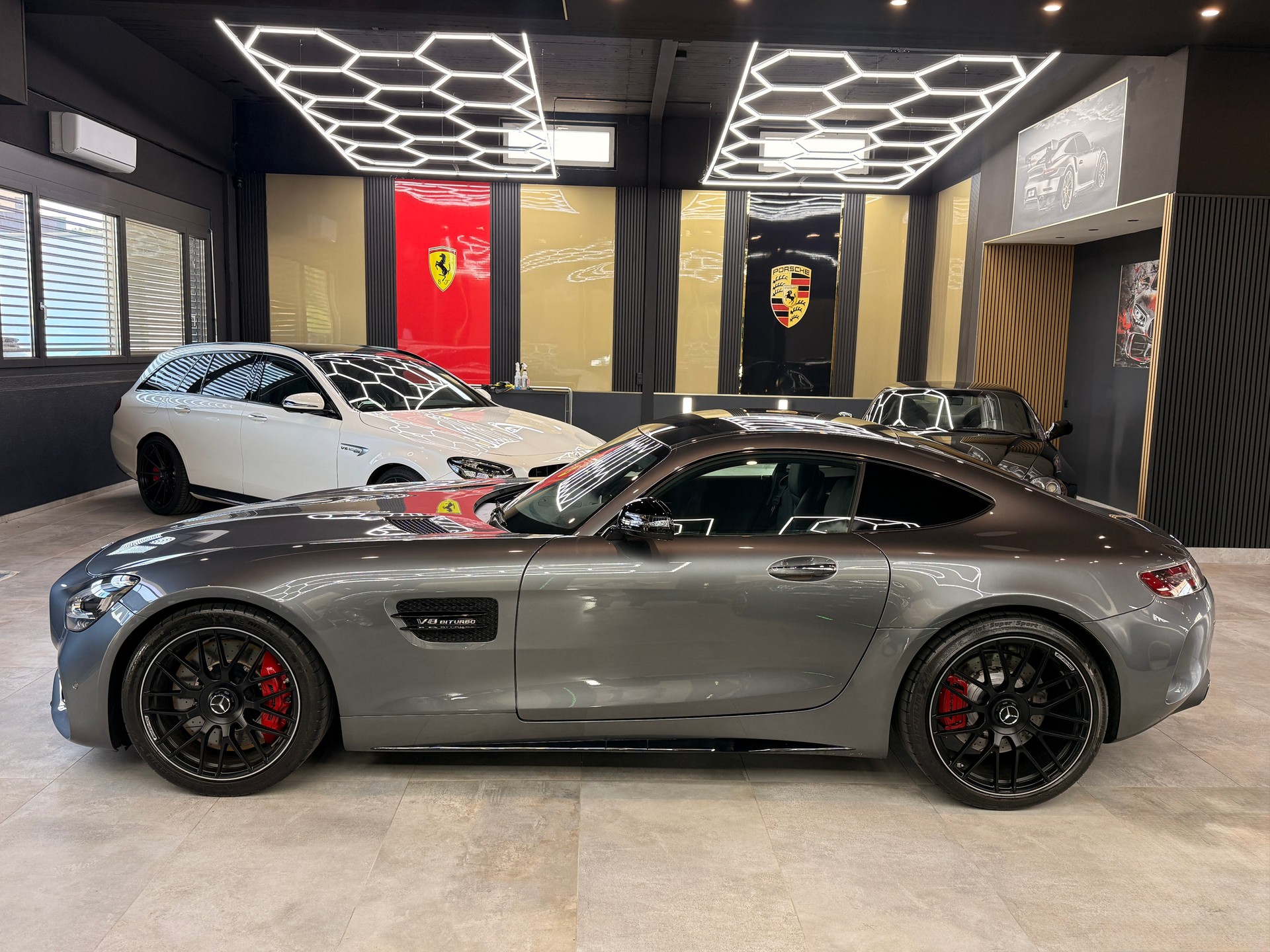 MERCEDES-BENZ AMG GT C Speedshift DCT-image-7
