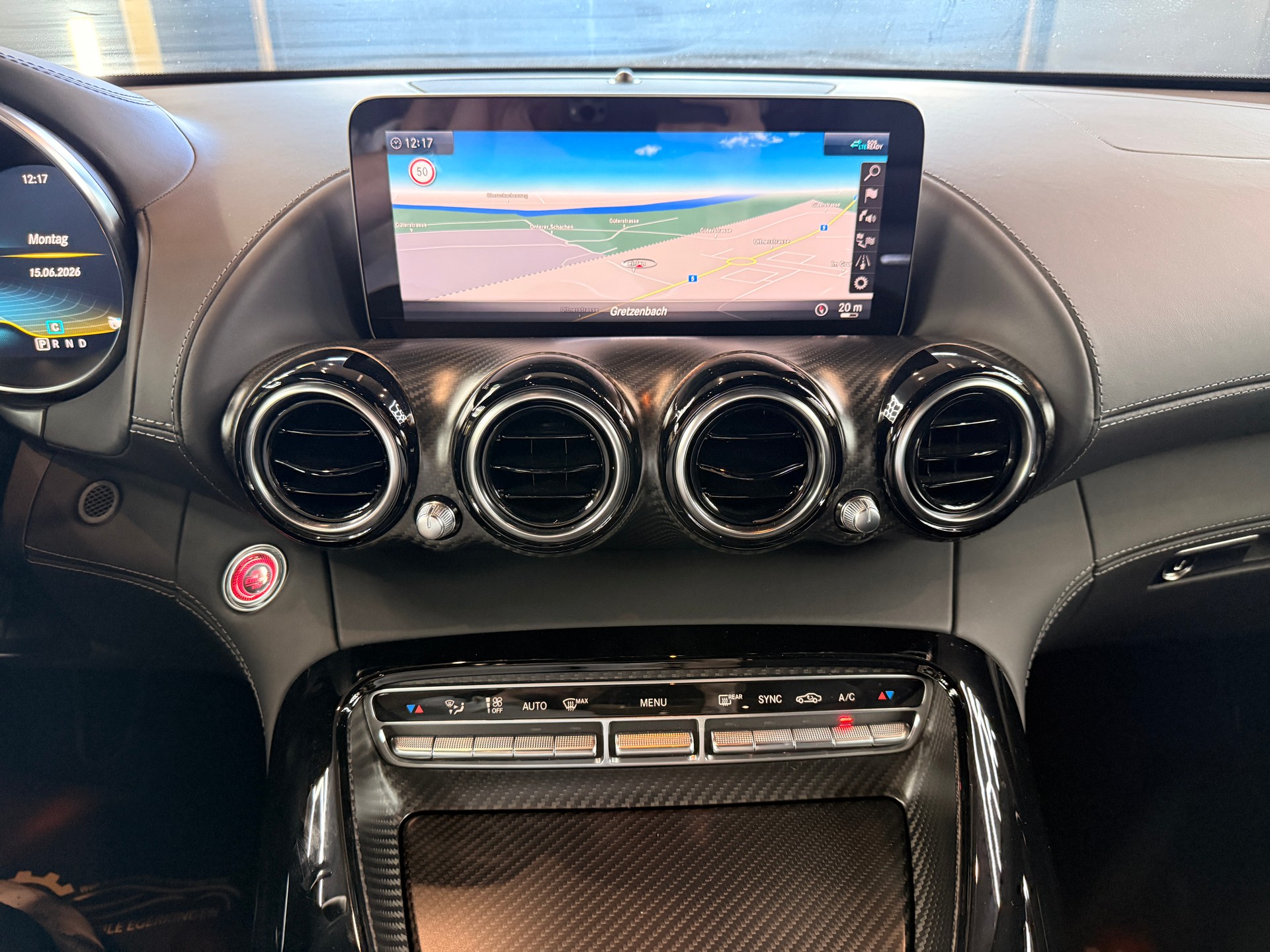 MERCEDES-BENZ AMG GT C Speedshift DCT-image-15