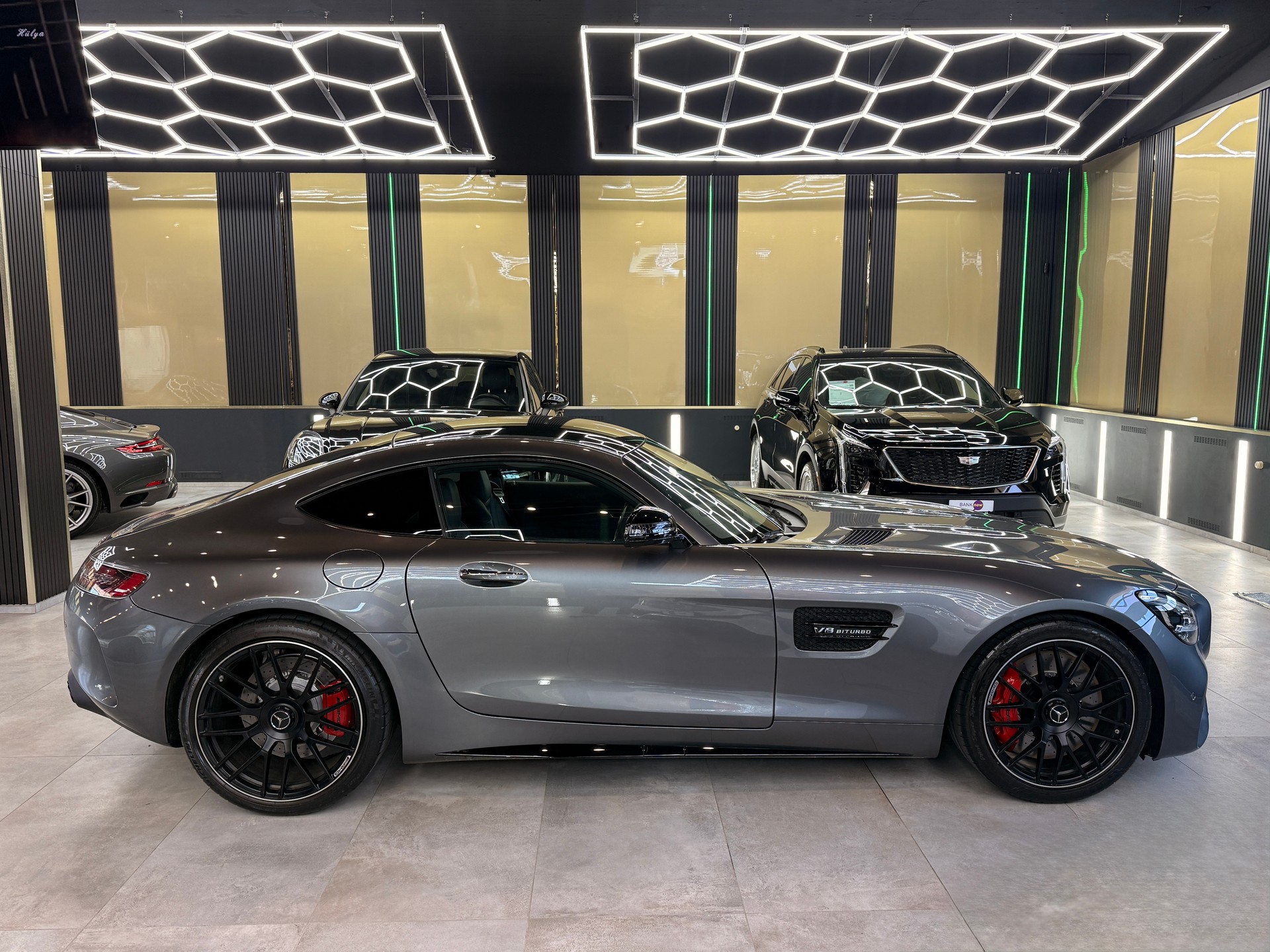 MERCEDES-BENZ AMG GT C Speedshift DCT-image-3