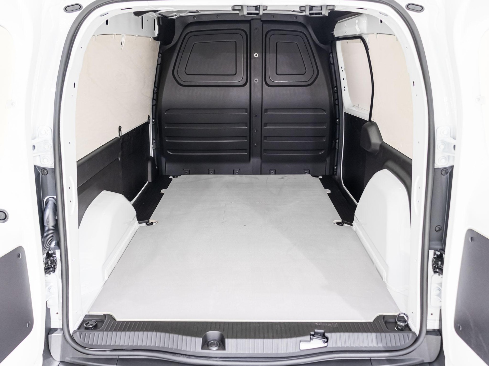 MERCEDES-BENZ eCitan Kasten BASE Lang-image-12