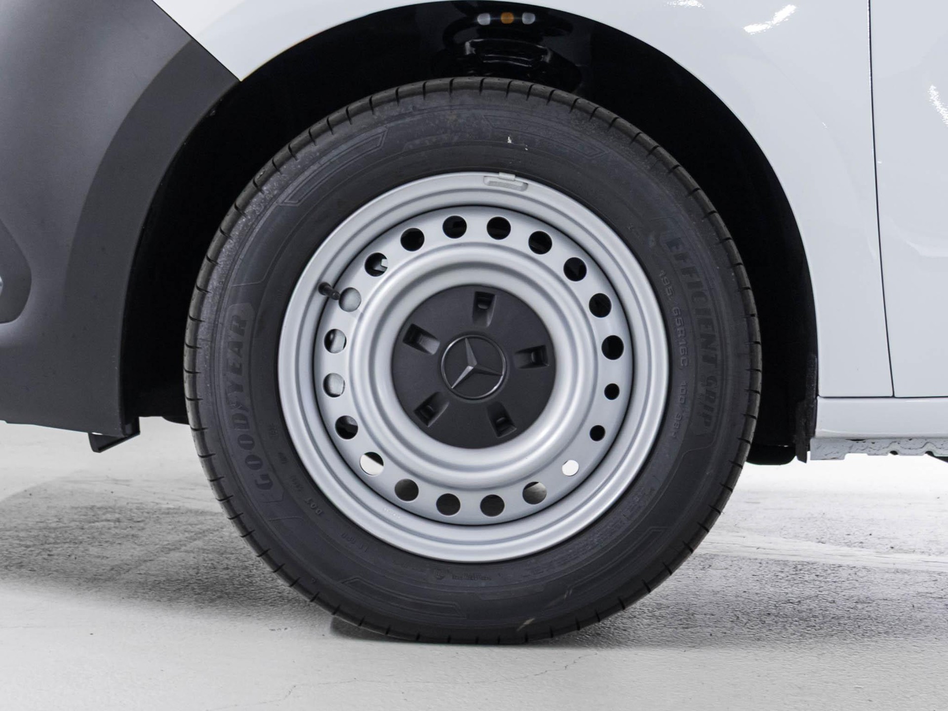 MERCEDES-BENZ eCitan Kasten BASE Lang-image-13