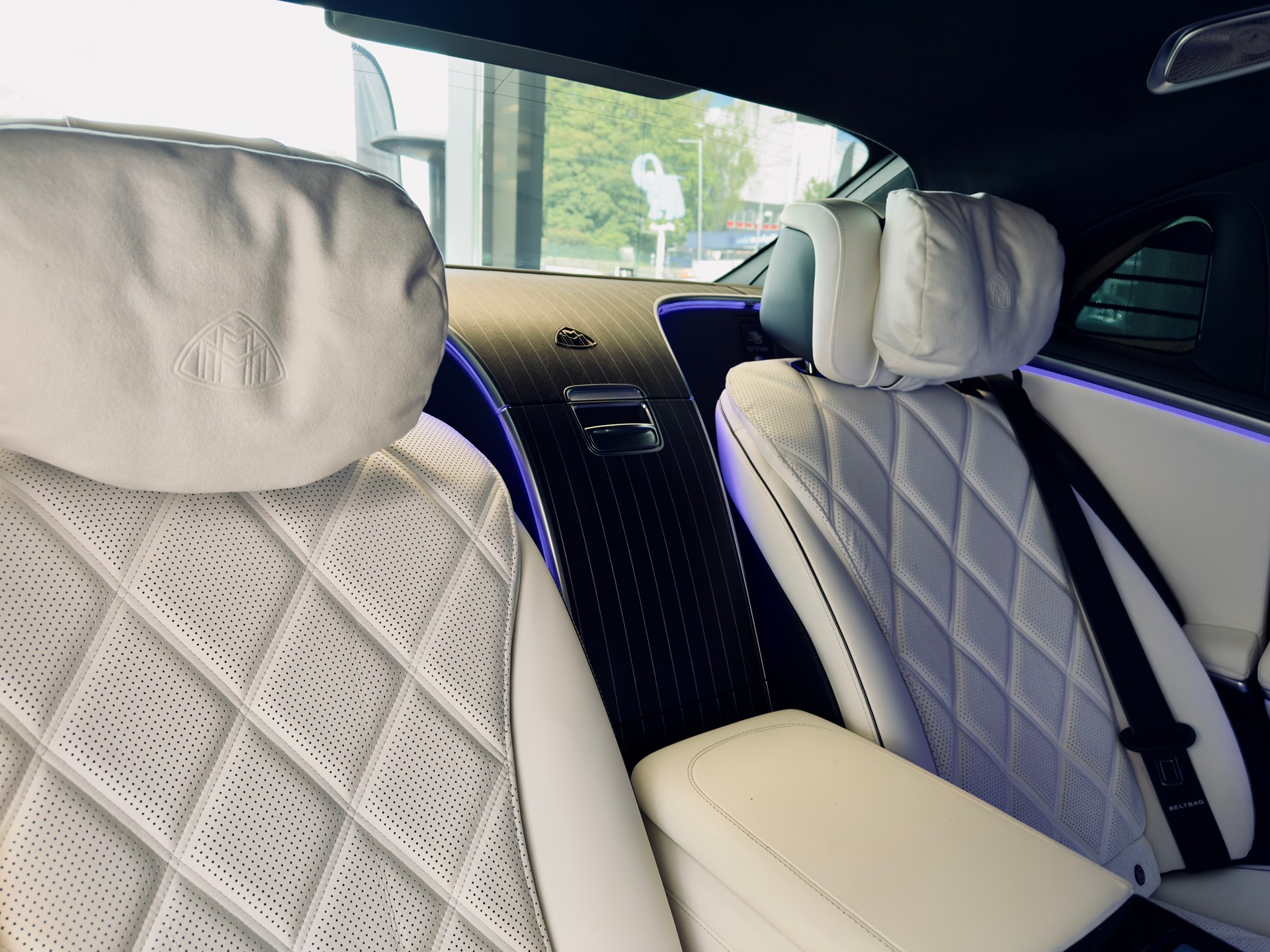 MERCEDES-BENZ MAYBACH-image-18