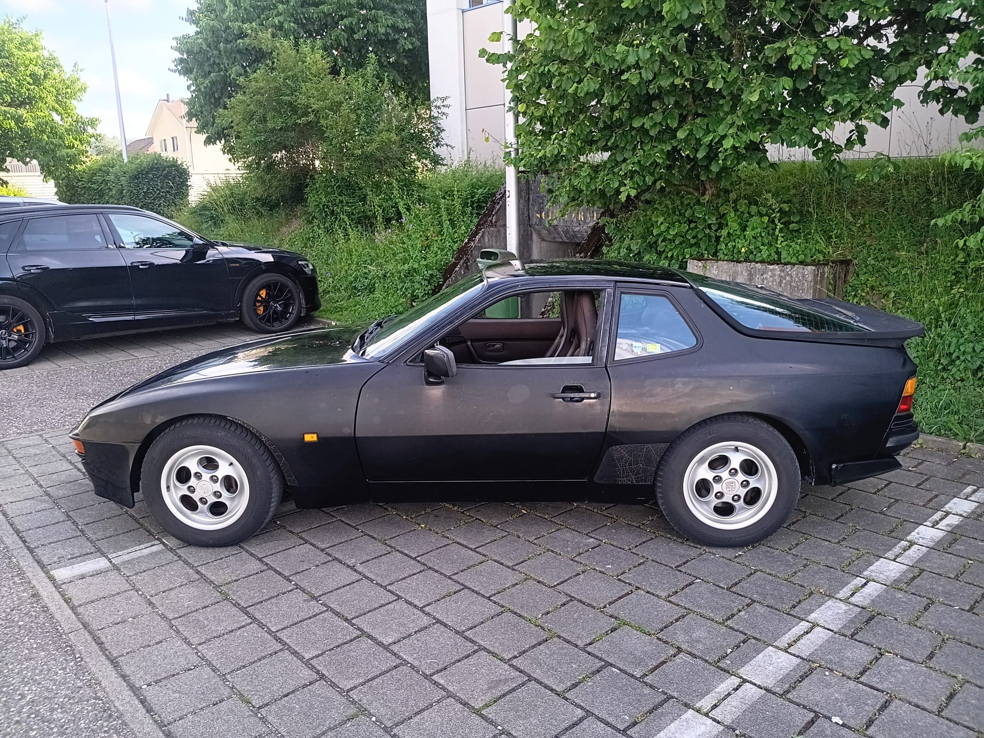 PORSCHE 944-image-3