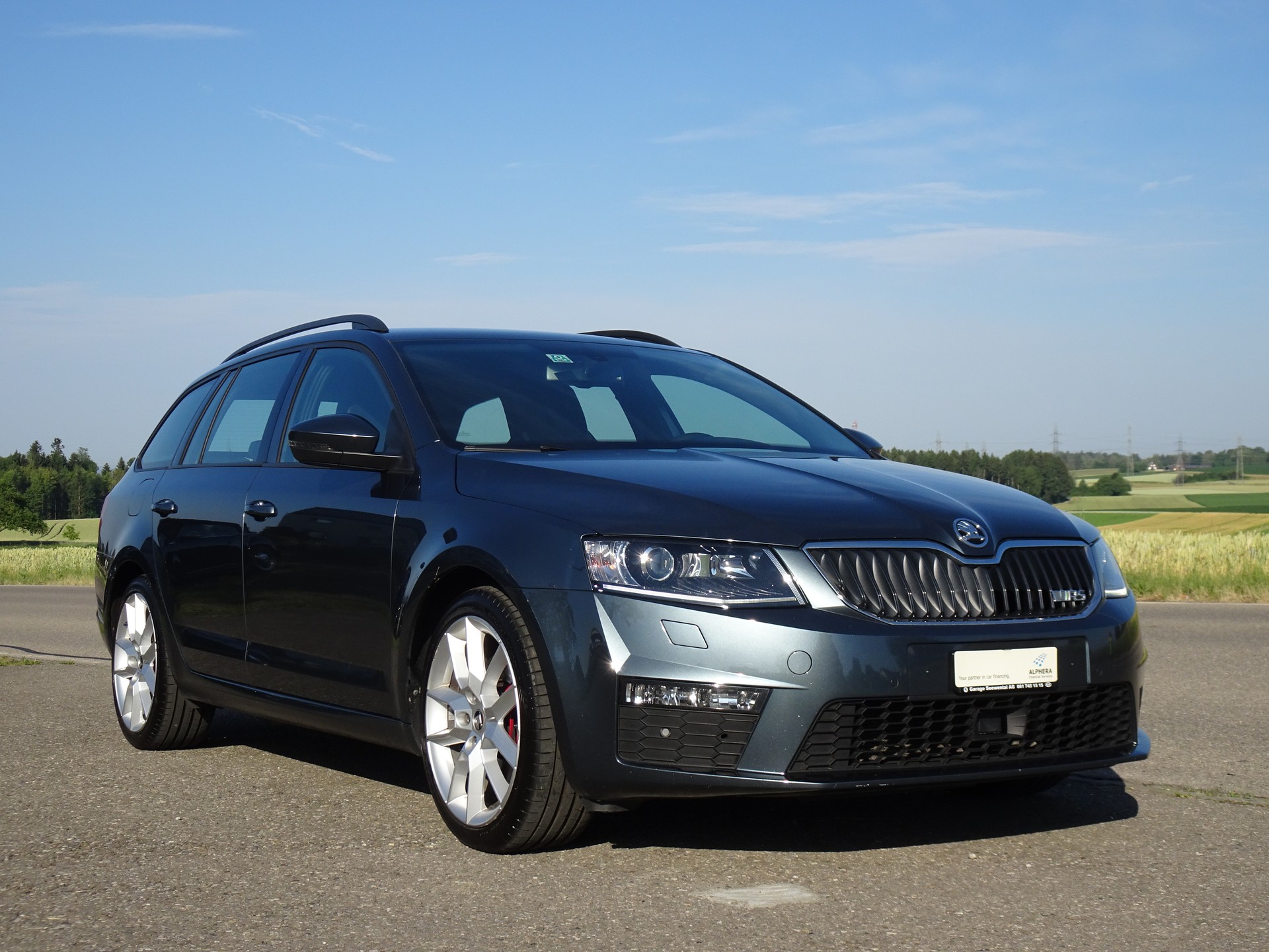 SKODA Octavia Combi 2.0 TDI RS 4x4 DSG-image-4