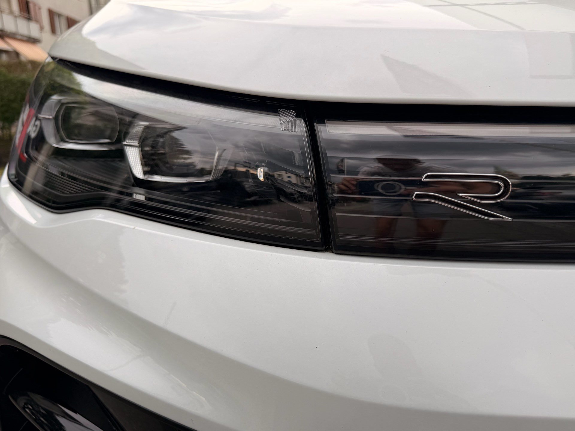 VW Tiguan 2.0 TSI 4MOTION R-LINE *** PANORADACH & ANHÄNGERKUPPLUNG ***-image-6