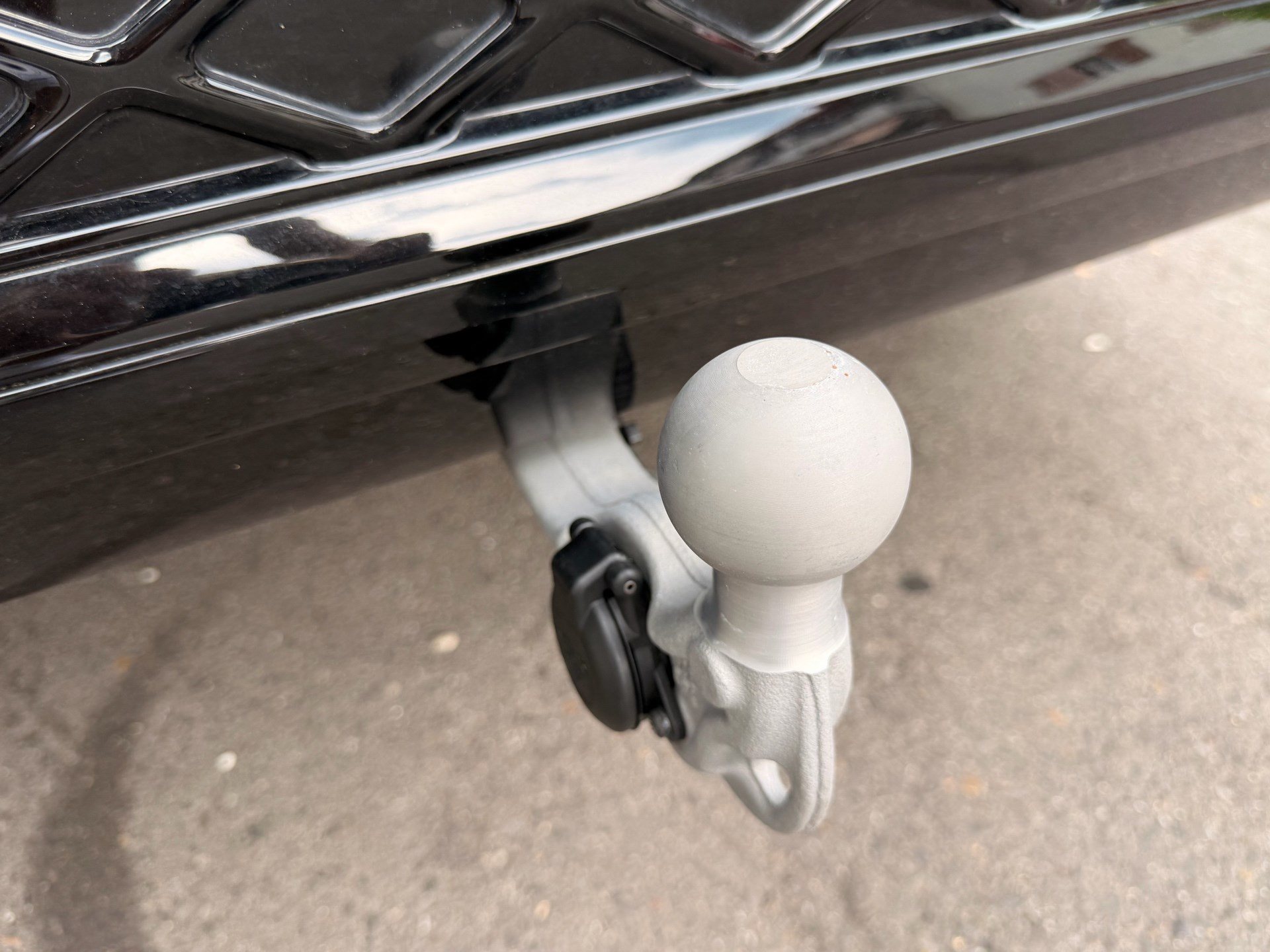 VW Tiguan 2.0 TSI 4MOTION R-LINE *** PANORADACH & ANHÄNGERKUPPLUNG ***-image-29