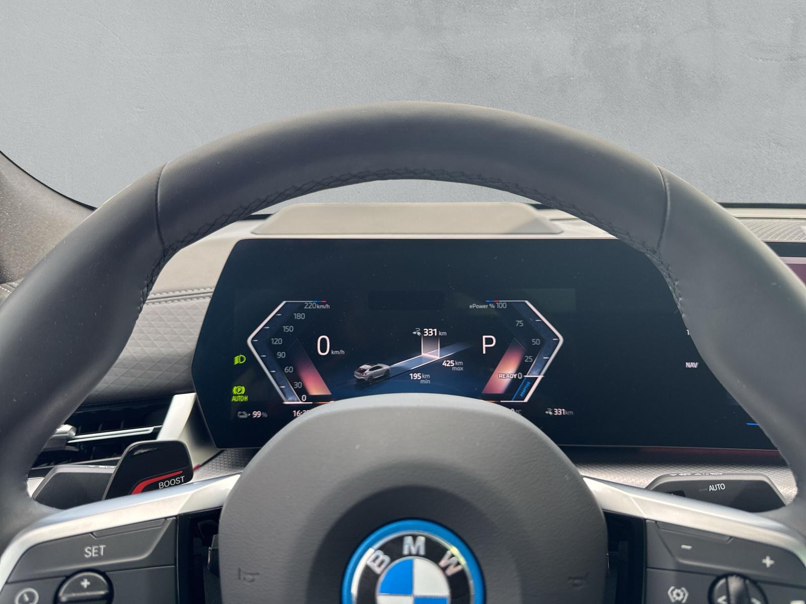 BMW iX2 30 M Sport xDrive U10 (CH) AHK-image-22