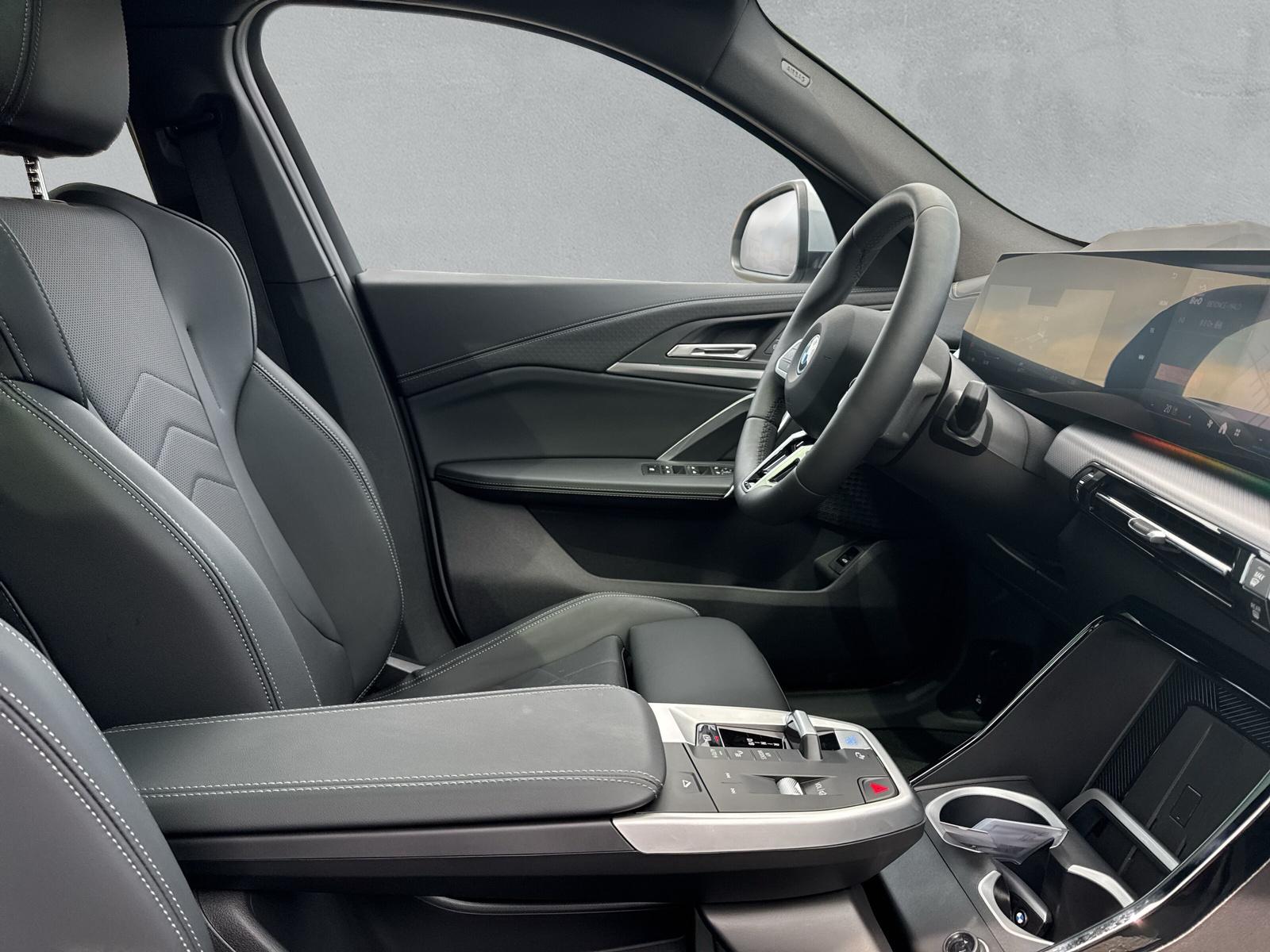 BMW iX2 30 M Sport xDrive U10 (CH) AHK-image-13