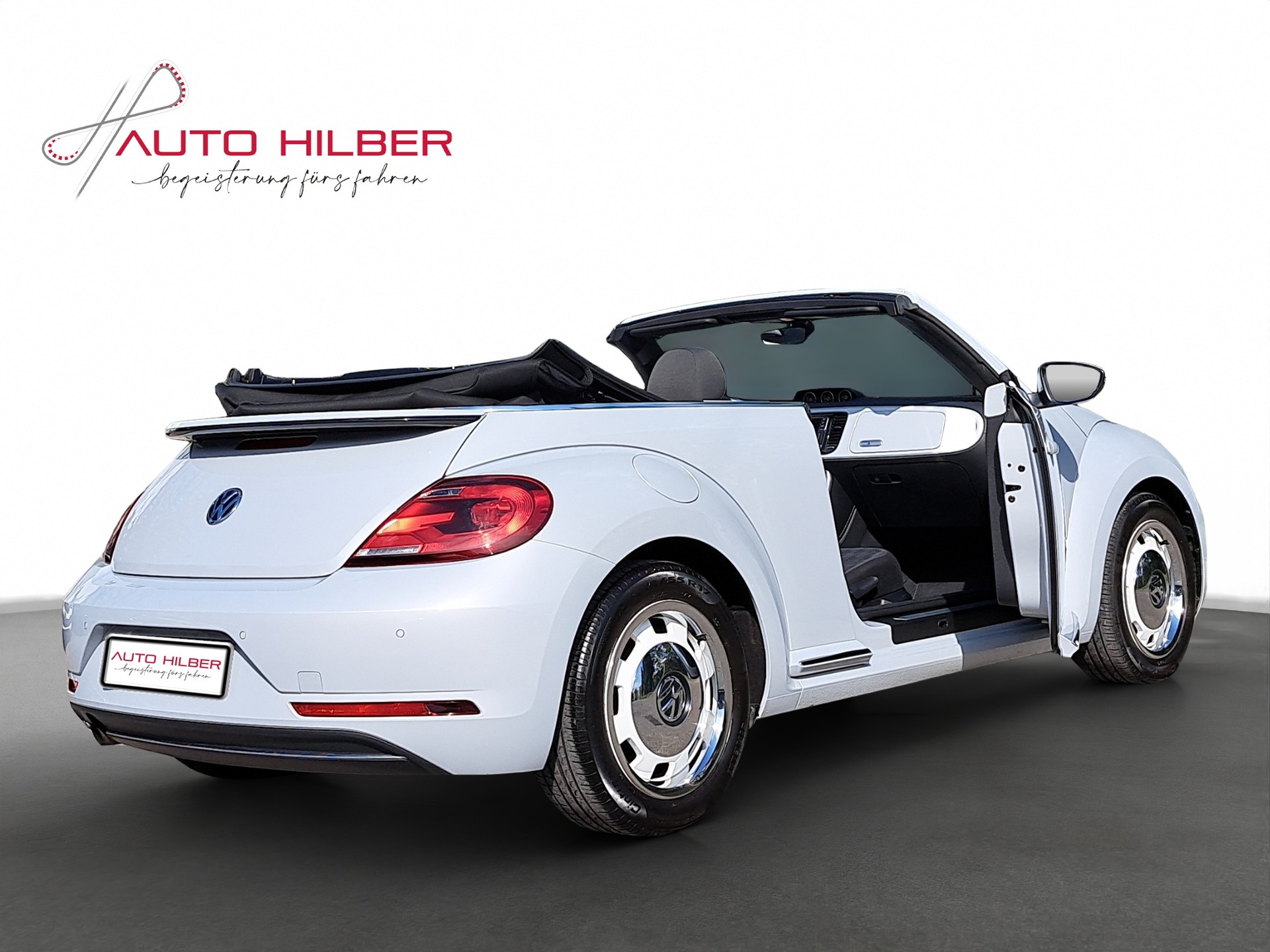 VW Beetle Cabriolet 1.2 TSI BMT-image-6