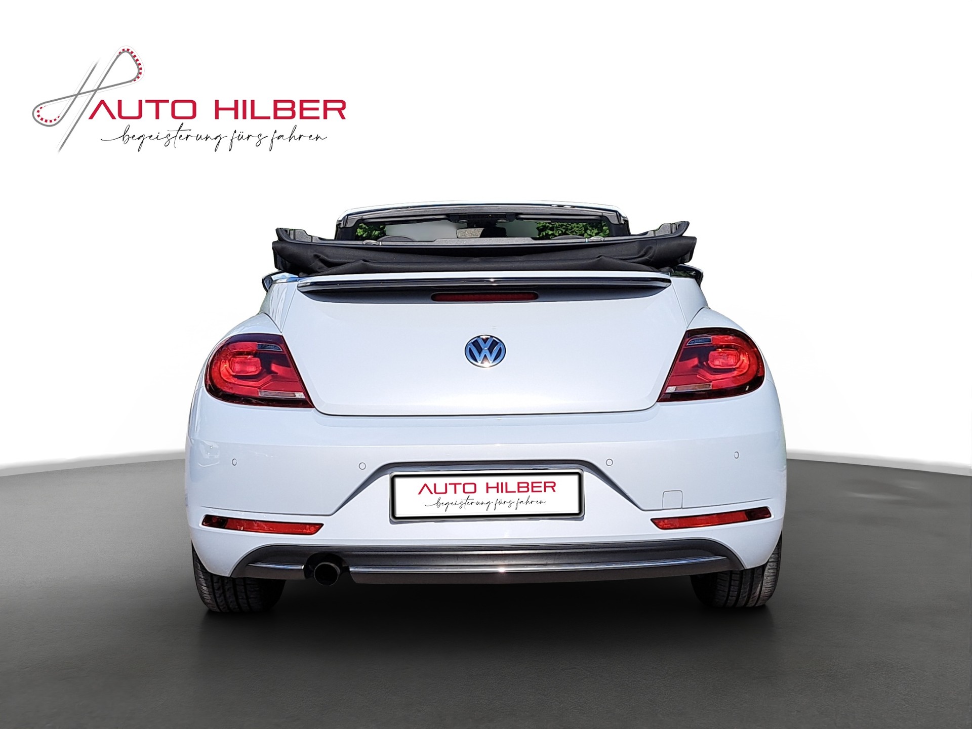 VW Beetle Cabriolet 1.2 TSI BMT-image-5
