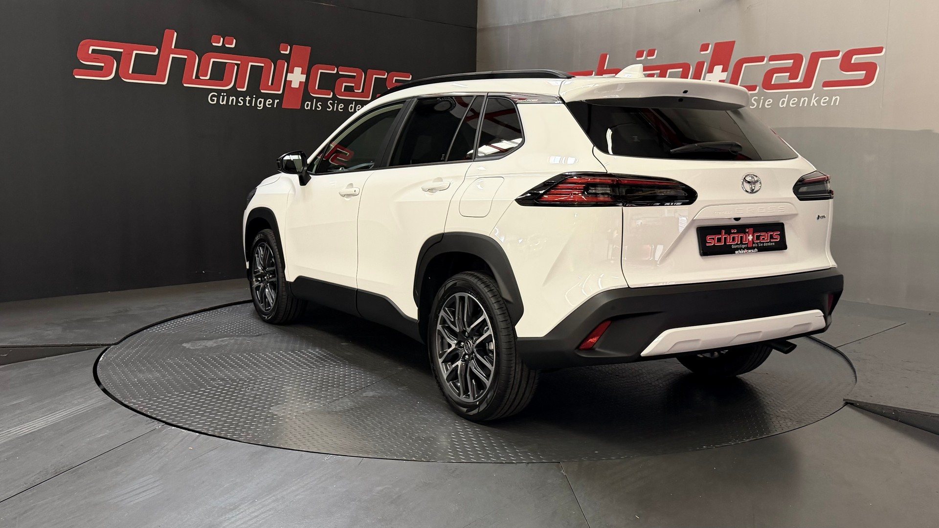 TOYOTA Corolla Cross 2.0 Trend e-CVT-image-3