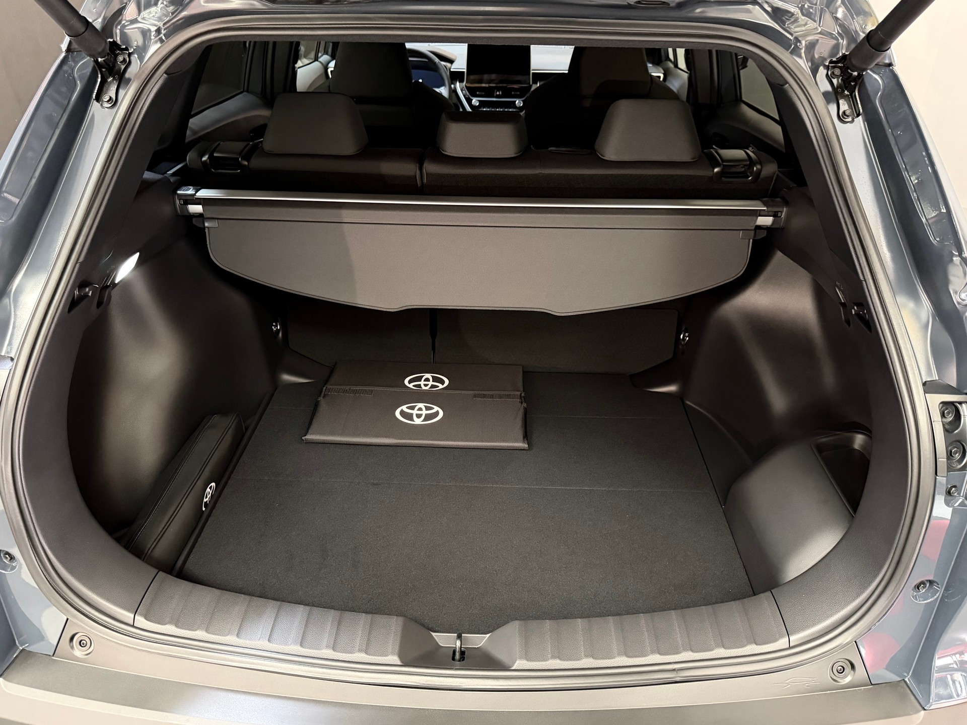 TOYOTA Corolla Cross 2.0 Trend e-CVT-image-9