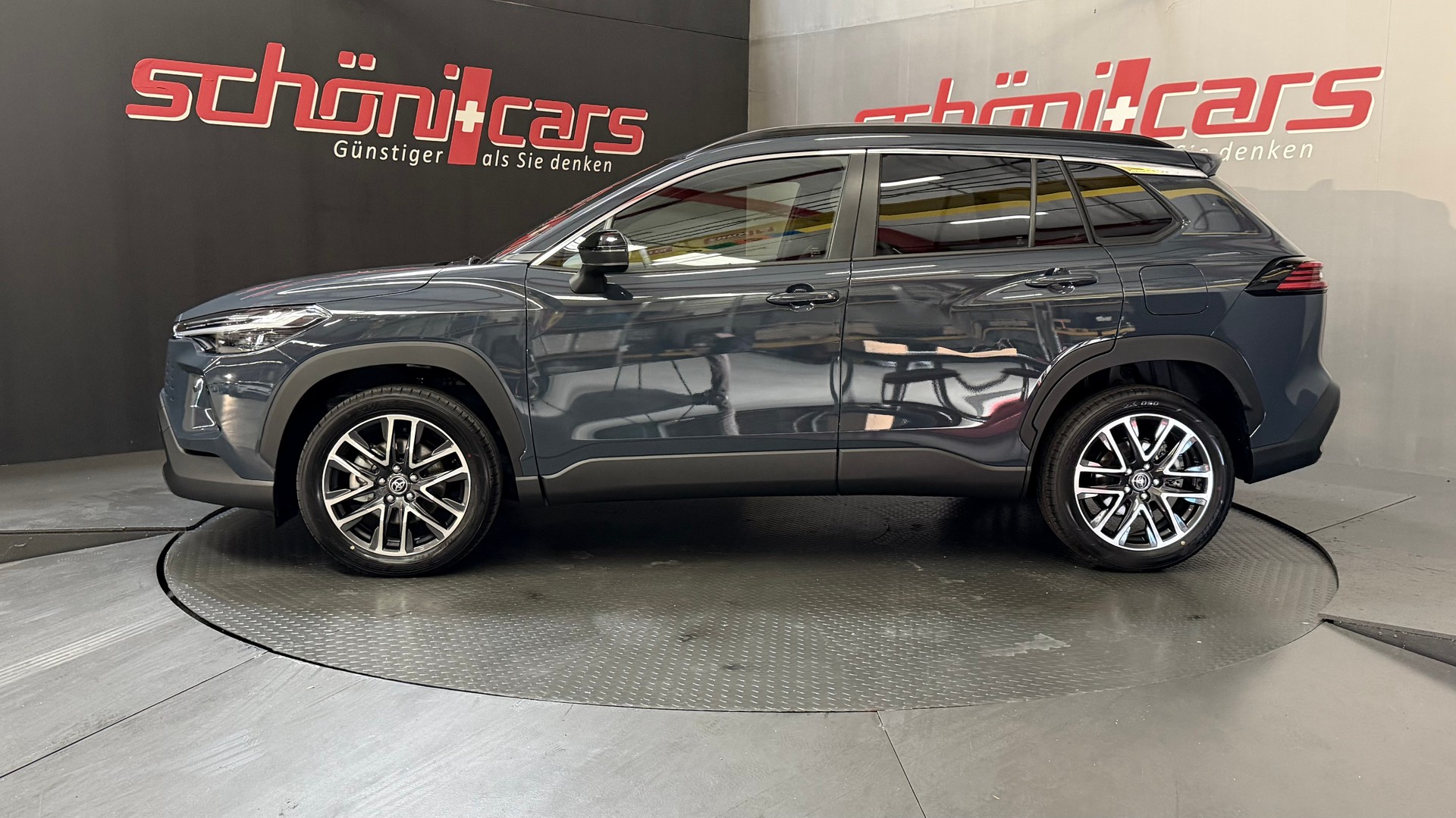 TOYOTA Corolla Cross 2.0 Trend e-CVT-image-2