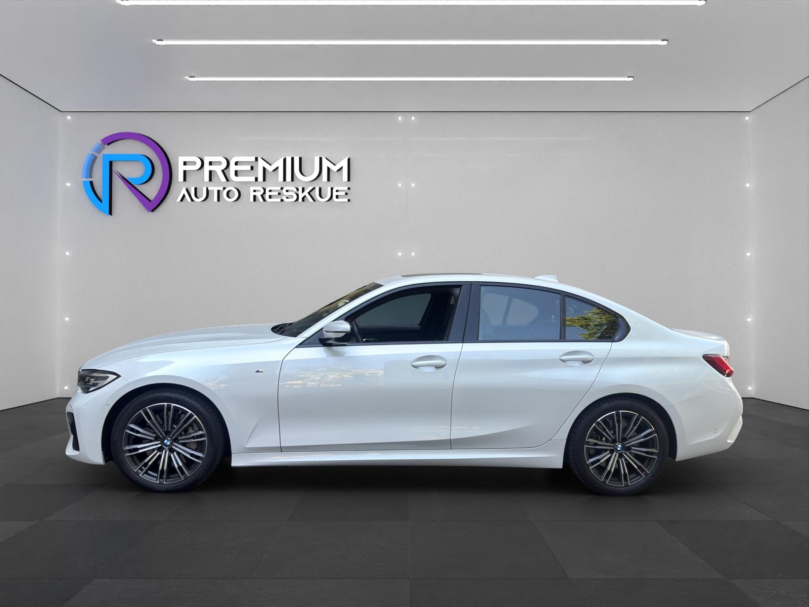 BMW 330i xDrive Steptronic M Sport-image-2