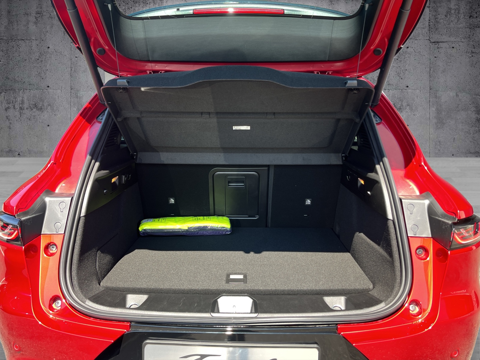 ALFA ROMEO Tonale 1.3 Plug-in Hybrid Veloce Q4-image-13