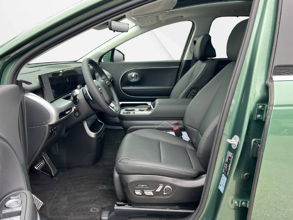 HYUNDAI Ioniq 9 110kWh Vertex Caligraphy 4WD-image-4
