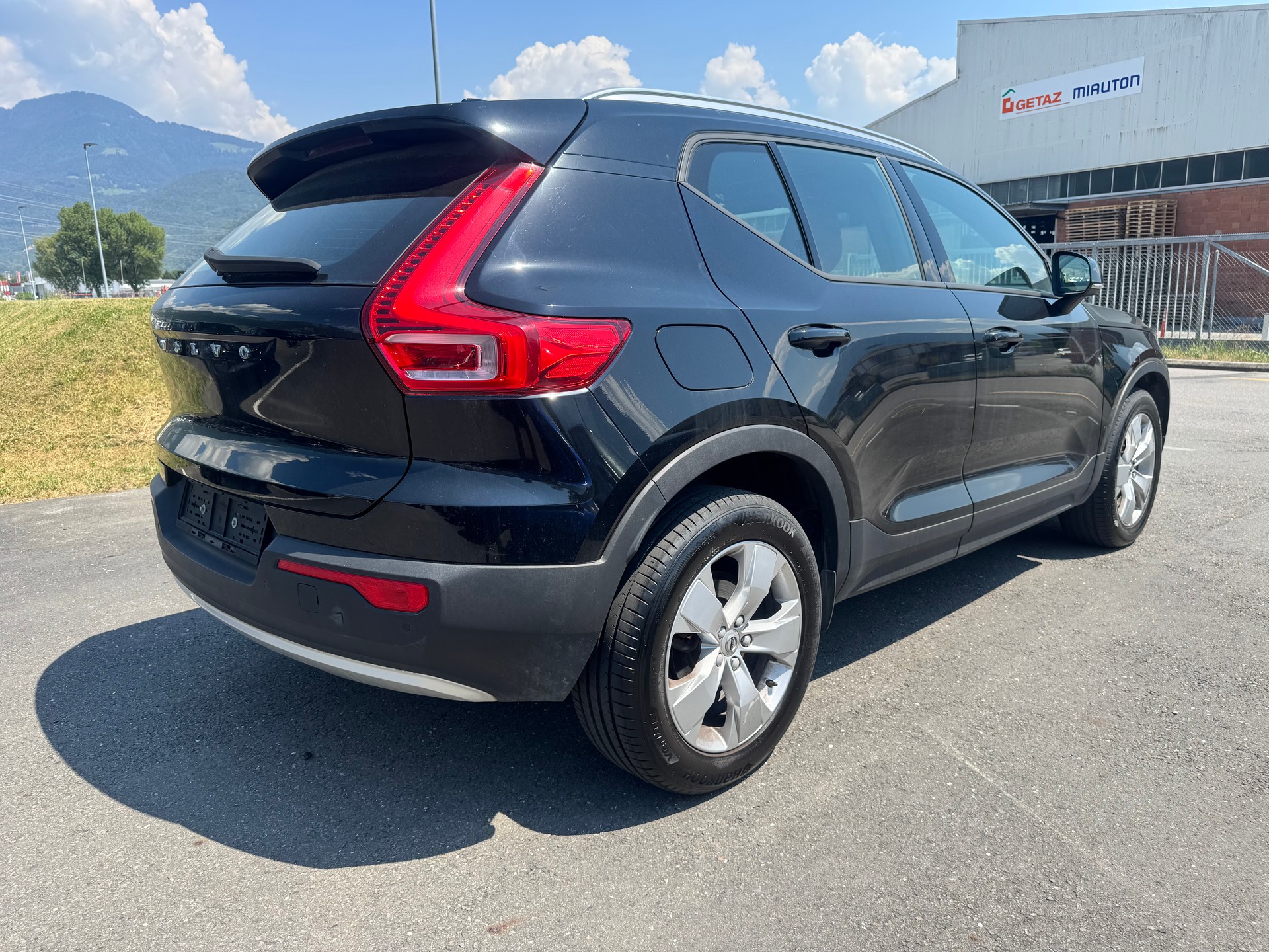VOLVO XC40 D3 Momentum Geartronic-image-8