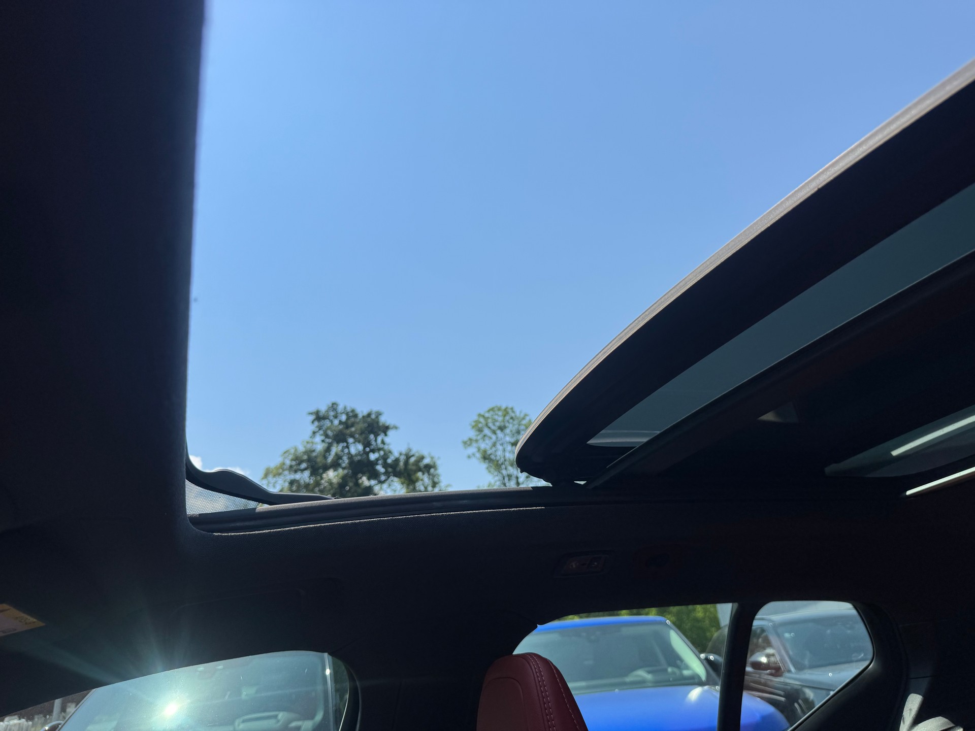 VOLVO XC40 D3 Momentum Geartronic-image-24