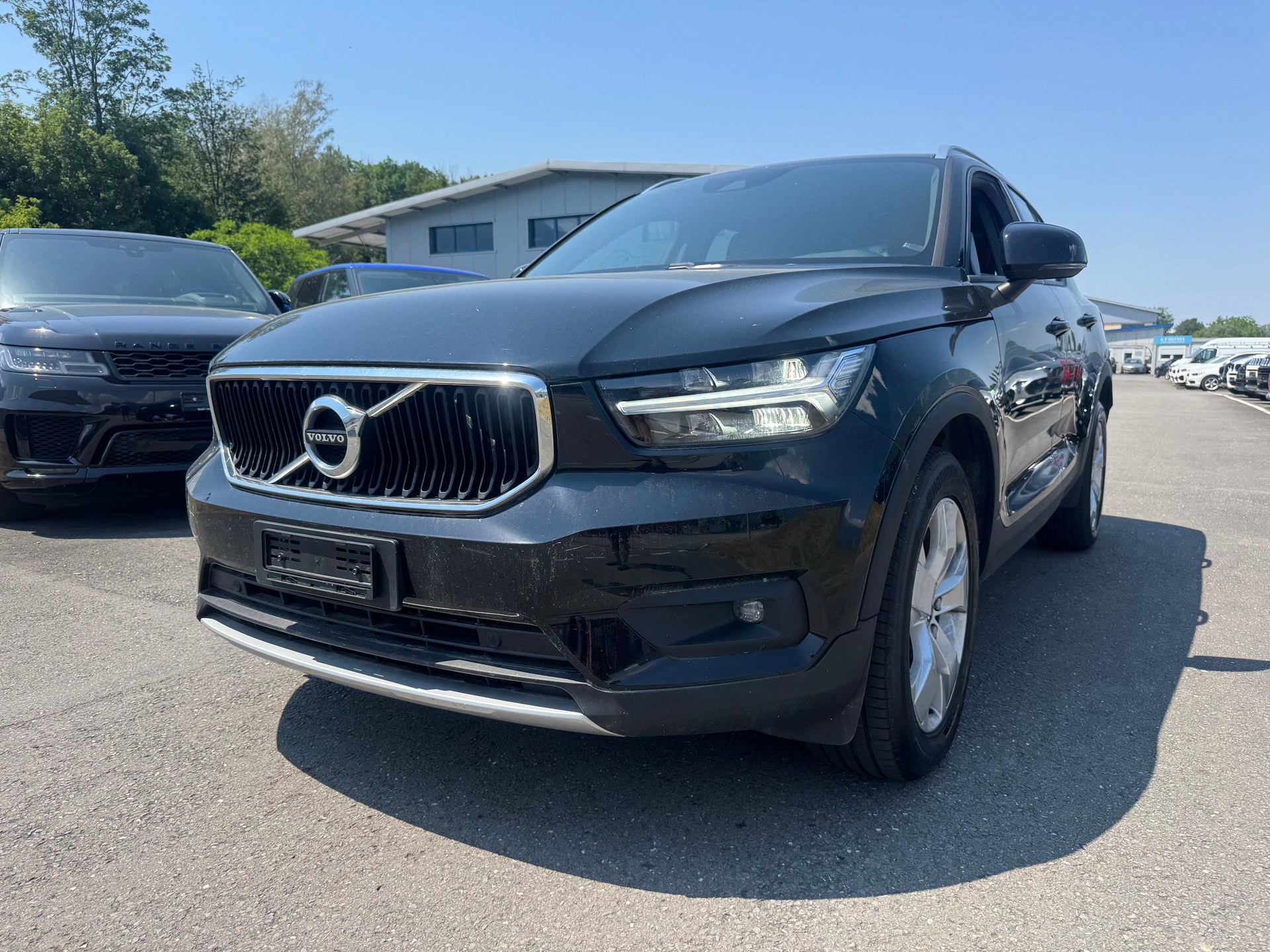 VOLVO XC40 D3 Momentum Geartronic-showroom-element-2