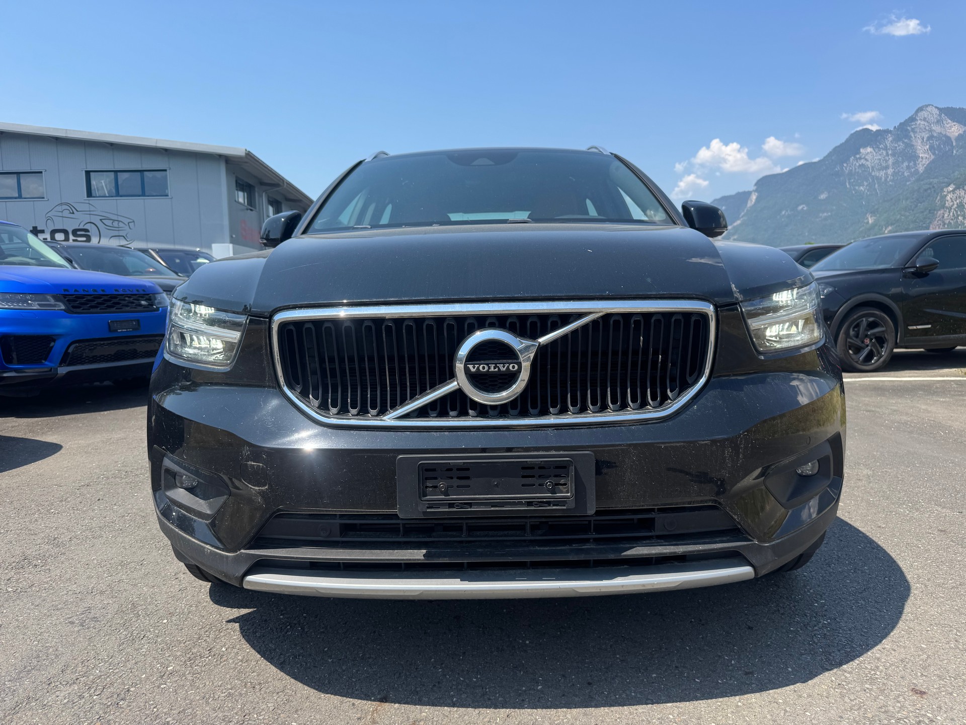VOLVO XC40 D3 Momentum Geartronic-showroom-element-3