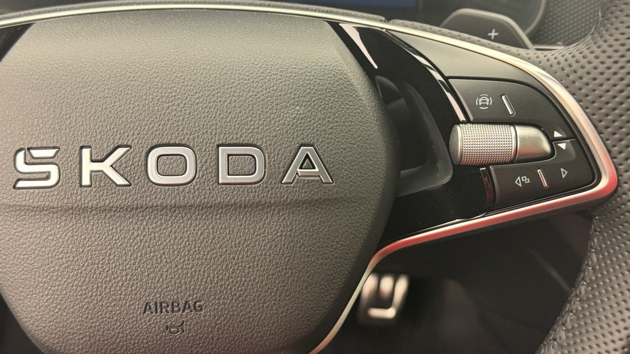 SKODA Kamiq 1.5 TSI Monte Carlo DSG-image-9