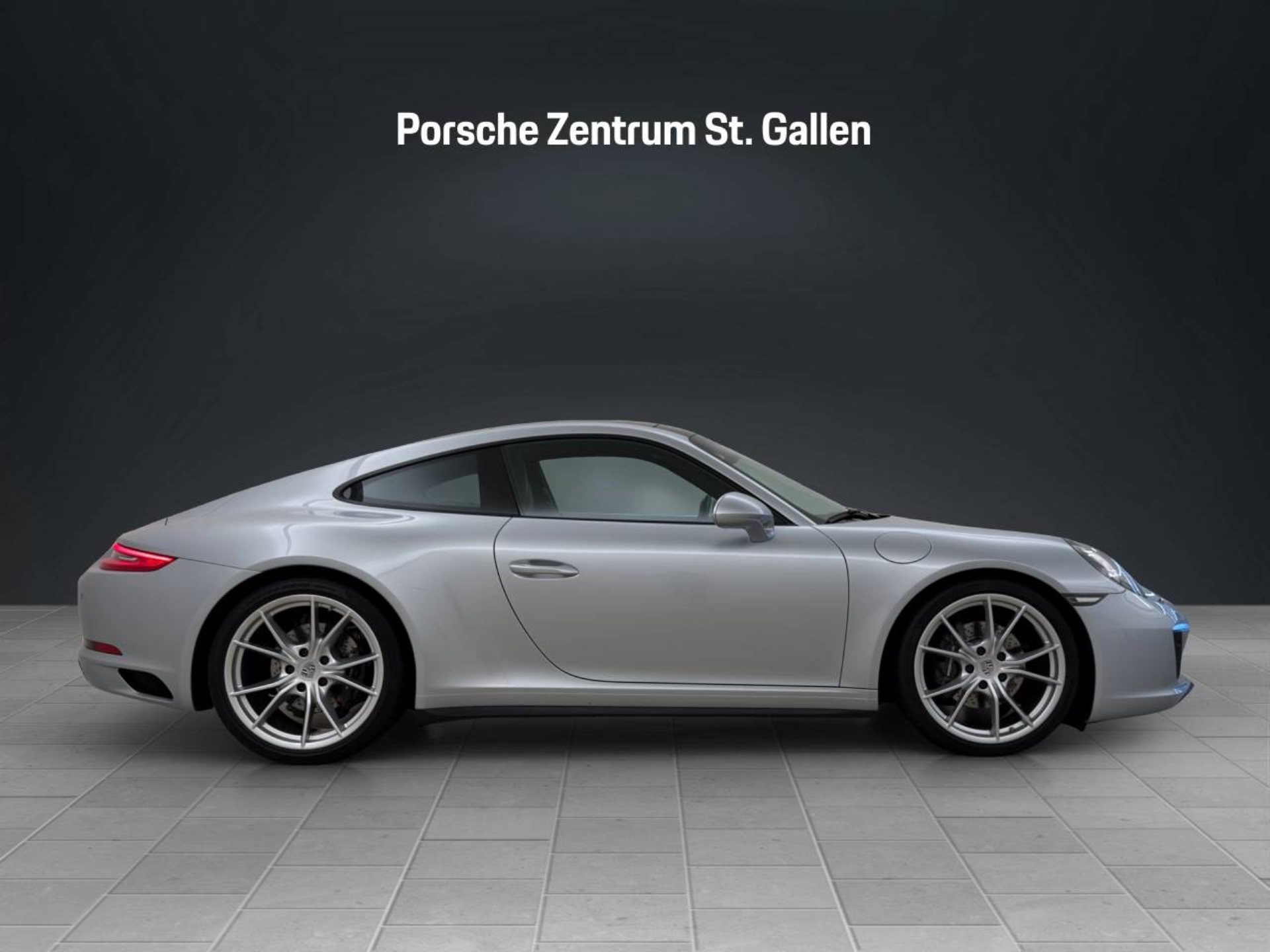 PORSCHE 911 Carrera 4-image-7