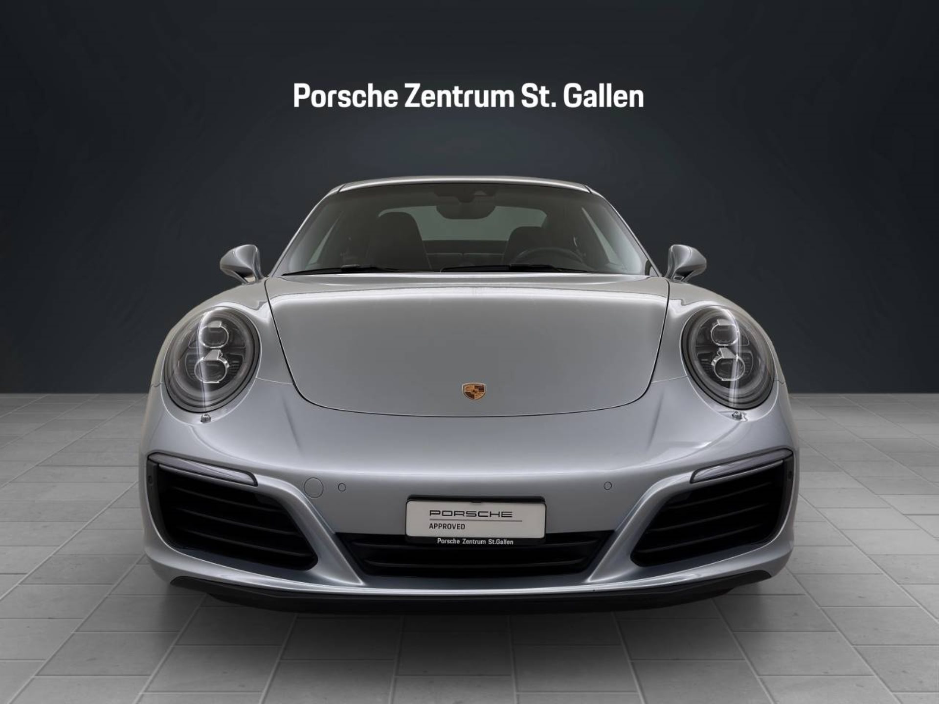 PORSCHE 911 Carrera 4-image-9