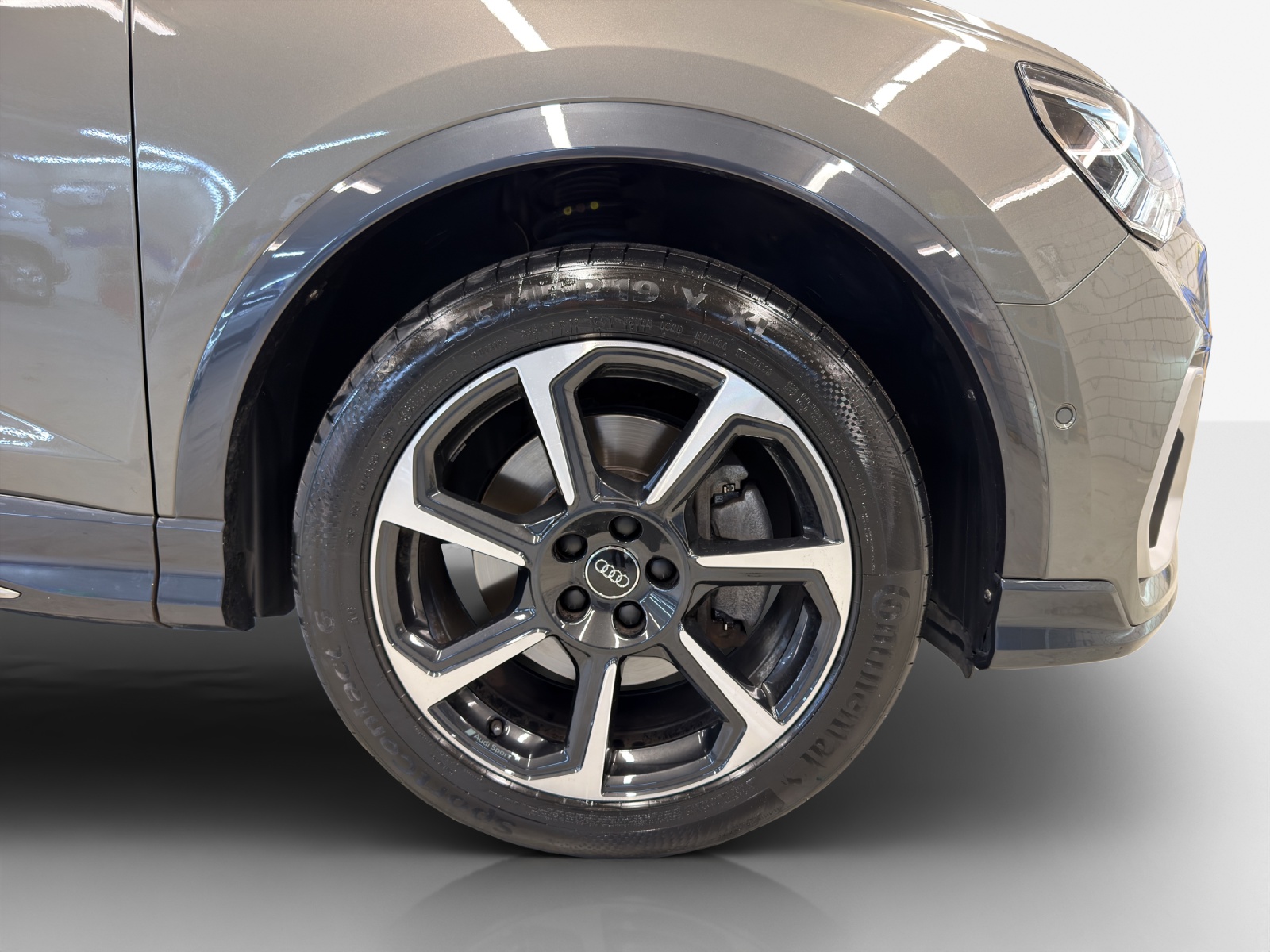 AUDI Q3 Sportback 45 TFSI S line quattro S-tronic-image-14