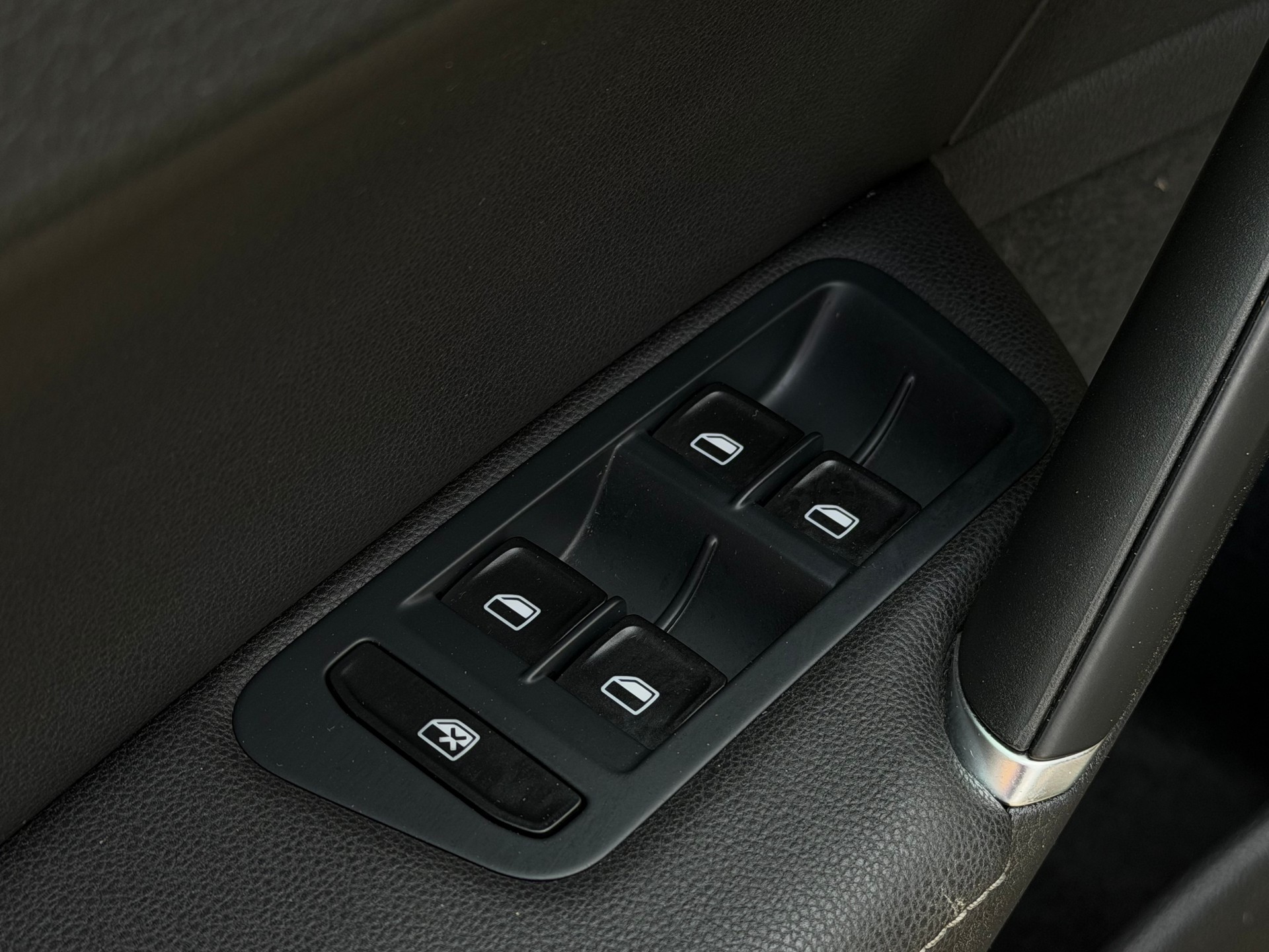 VW Golf 1.2 TSI Trendline-image-13