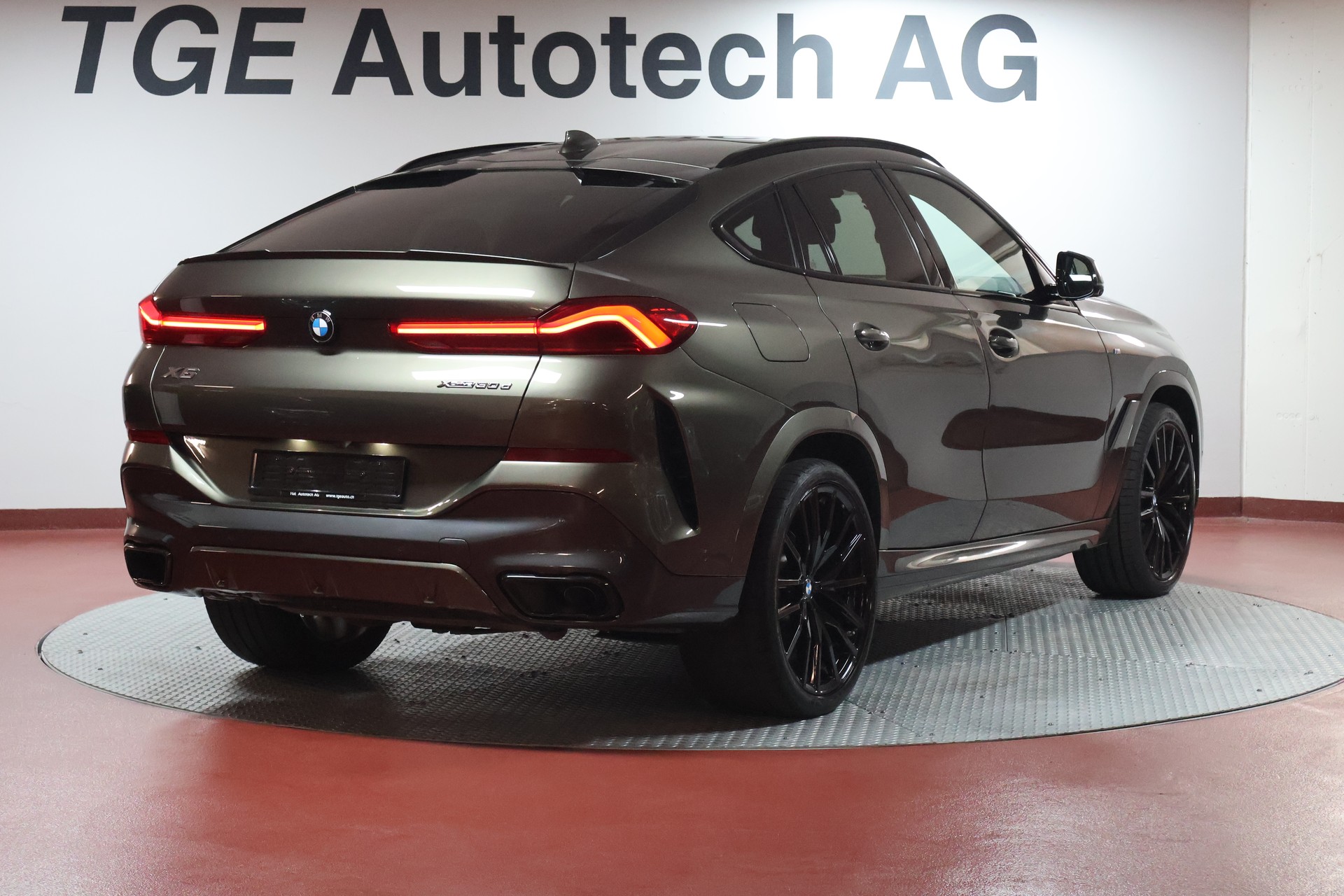 BMW X6 xDrive 48V 30d M Sport Steptronic-image-21