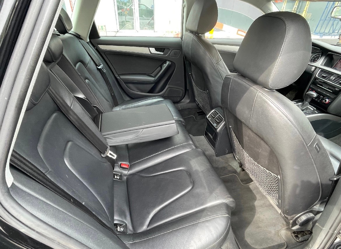 AUDI A4 Avant 2.0 TDI quattro S-tronic-image-15
