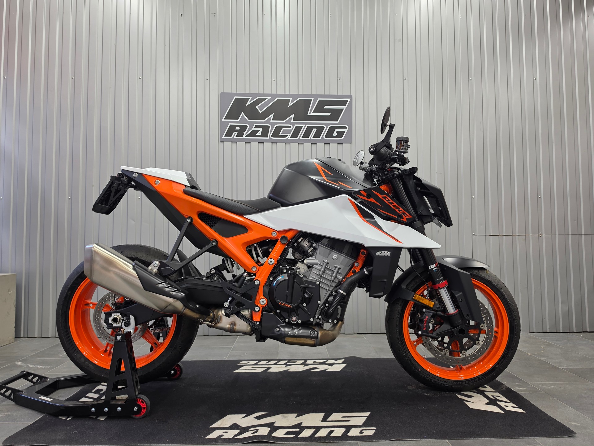KTM 990 Duke R