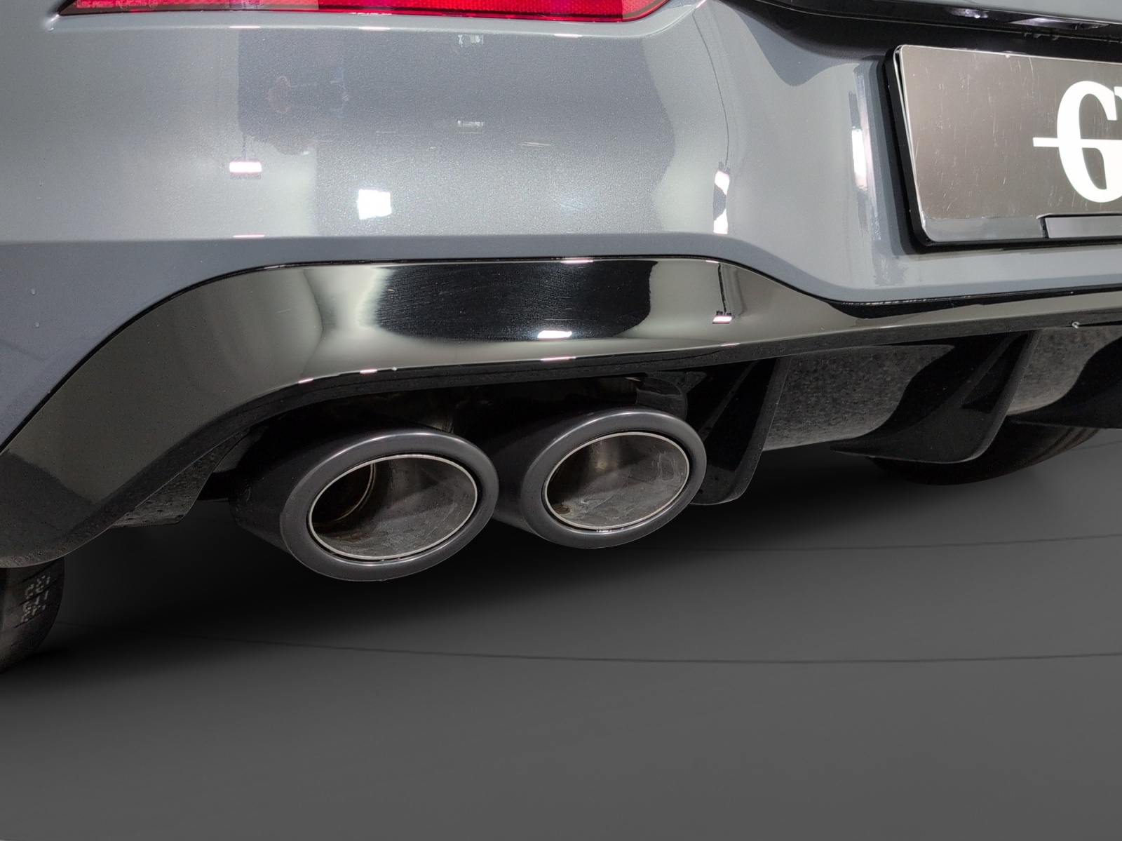 VW Golf 2.0 TSI R DSG 4 Motion-image-15
