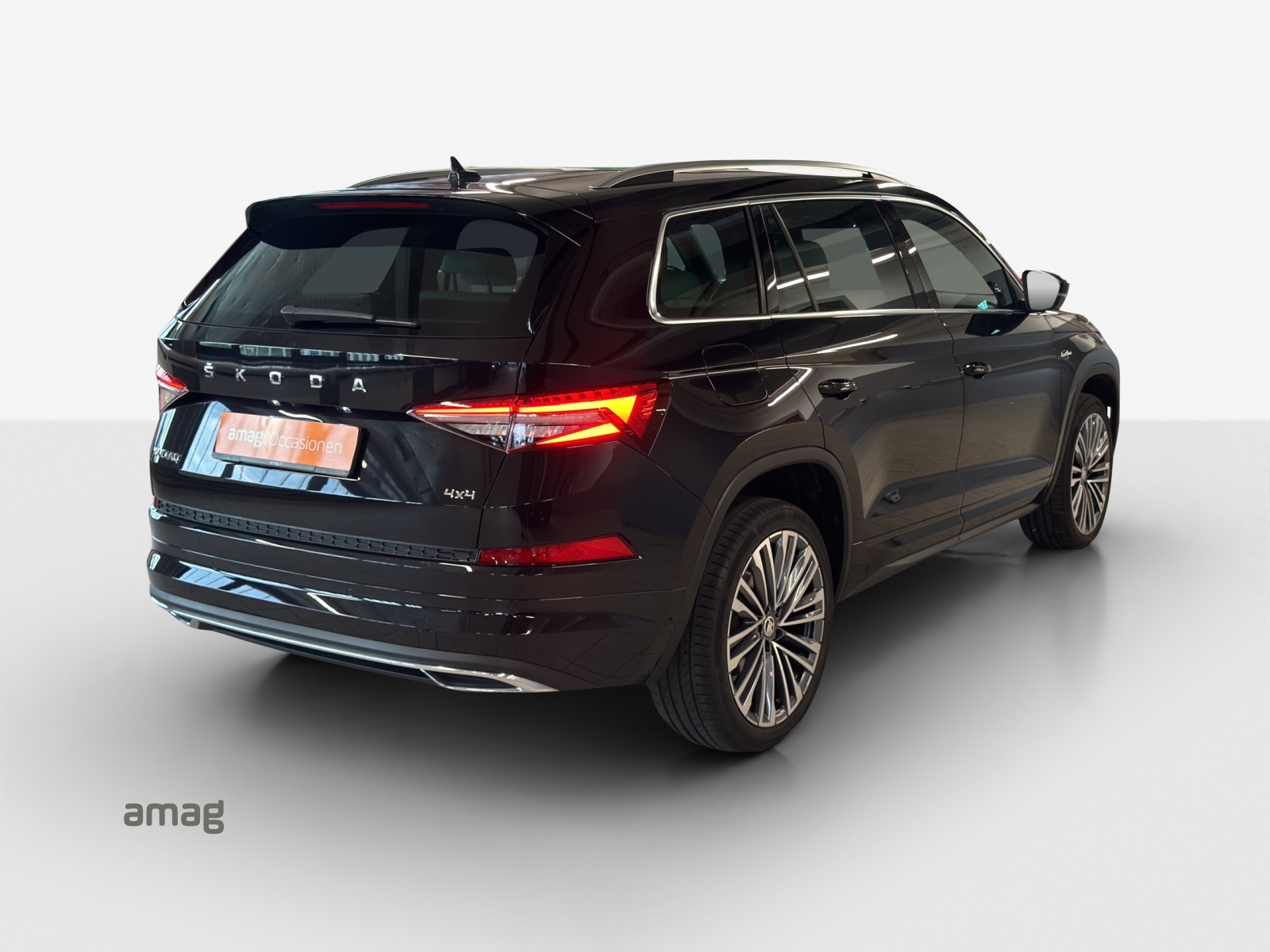 SKODA Kodiaq 2.0 TSI 4x4 L&K-image-4