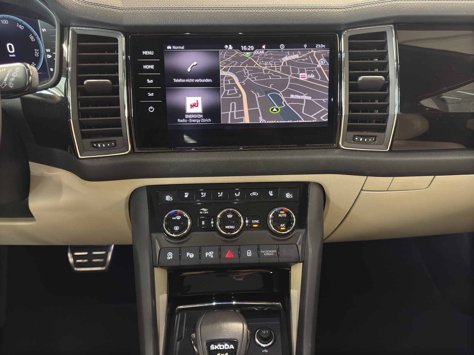 SKODA Kodiaq 2.0 TSI 4x4 L&K-image-10