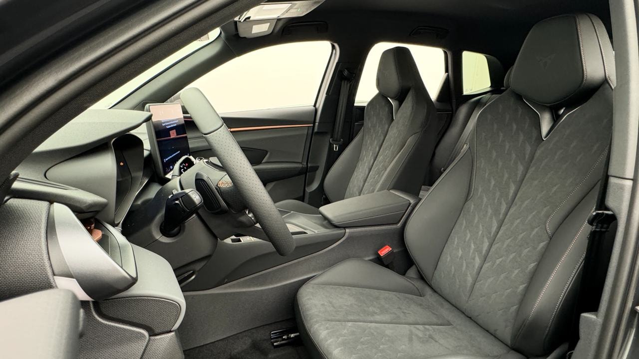 CUPRA Terramar 1.5 eHybrid DSG VZ-image-4