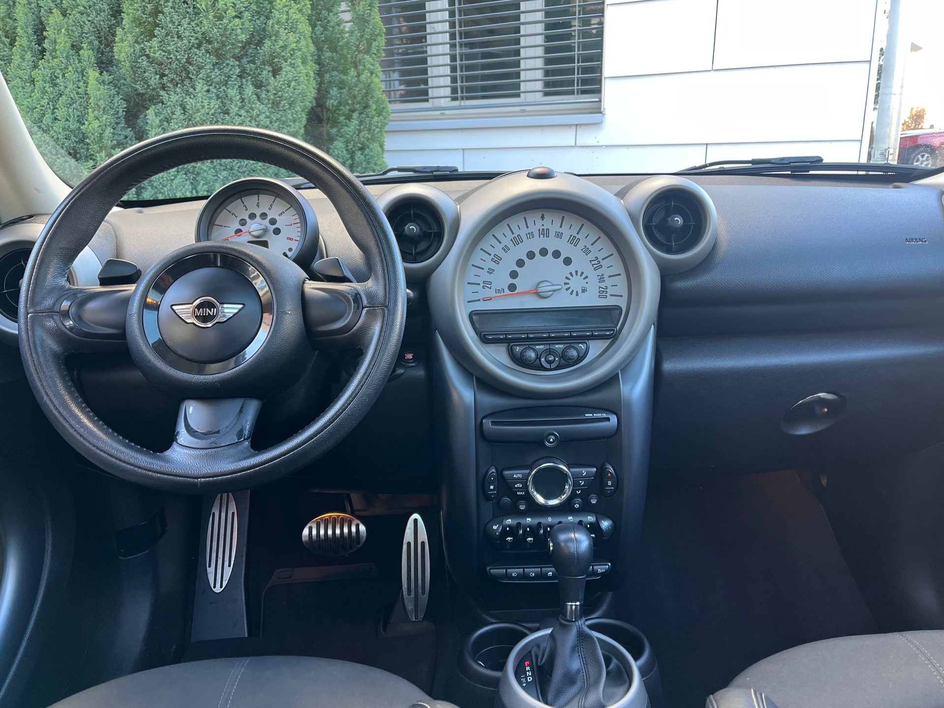 MINI Countryman Cooper S ALL4 Steptronic 4x4 *Top-Zustand*Automat*Servicegepflegt*-image-9