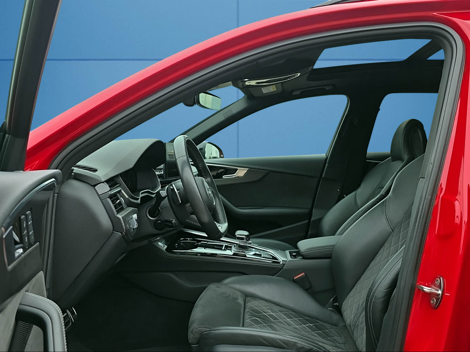 AUDI RS4 Avant quattro tiptronic-image-10